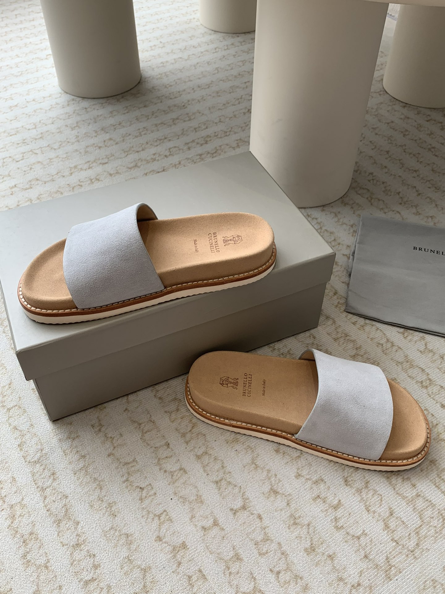 Brunello Cucinelli Brunello Cucinelli BC 新款麂皮拖鞋，24ss新款系列