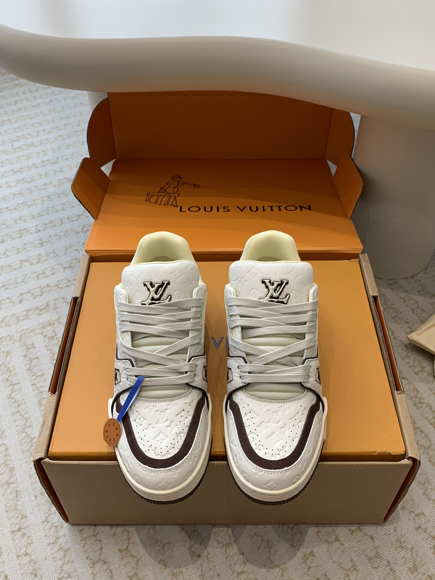 Louis Vuitton Louis Vuitton 驴家的 trainer板鞋，每个人都必须入的款，绝不后悔