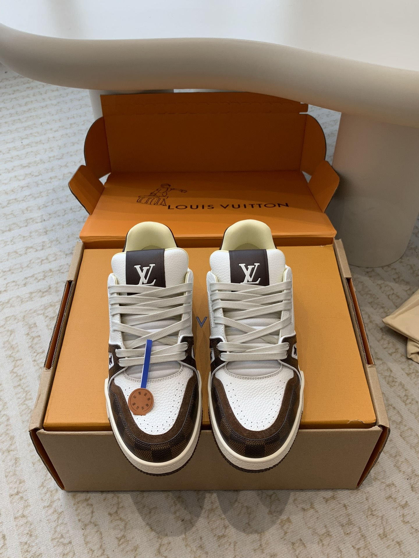 Louis Vuitton Louis Vuitton 驴家的 trainer板鞋，每个人都必须入的款，绝不后悔