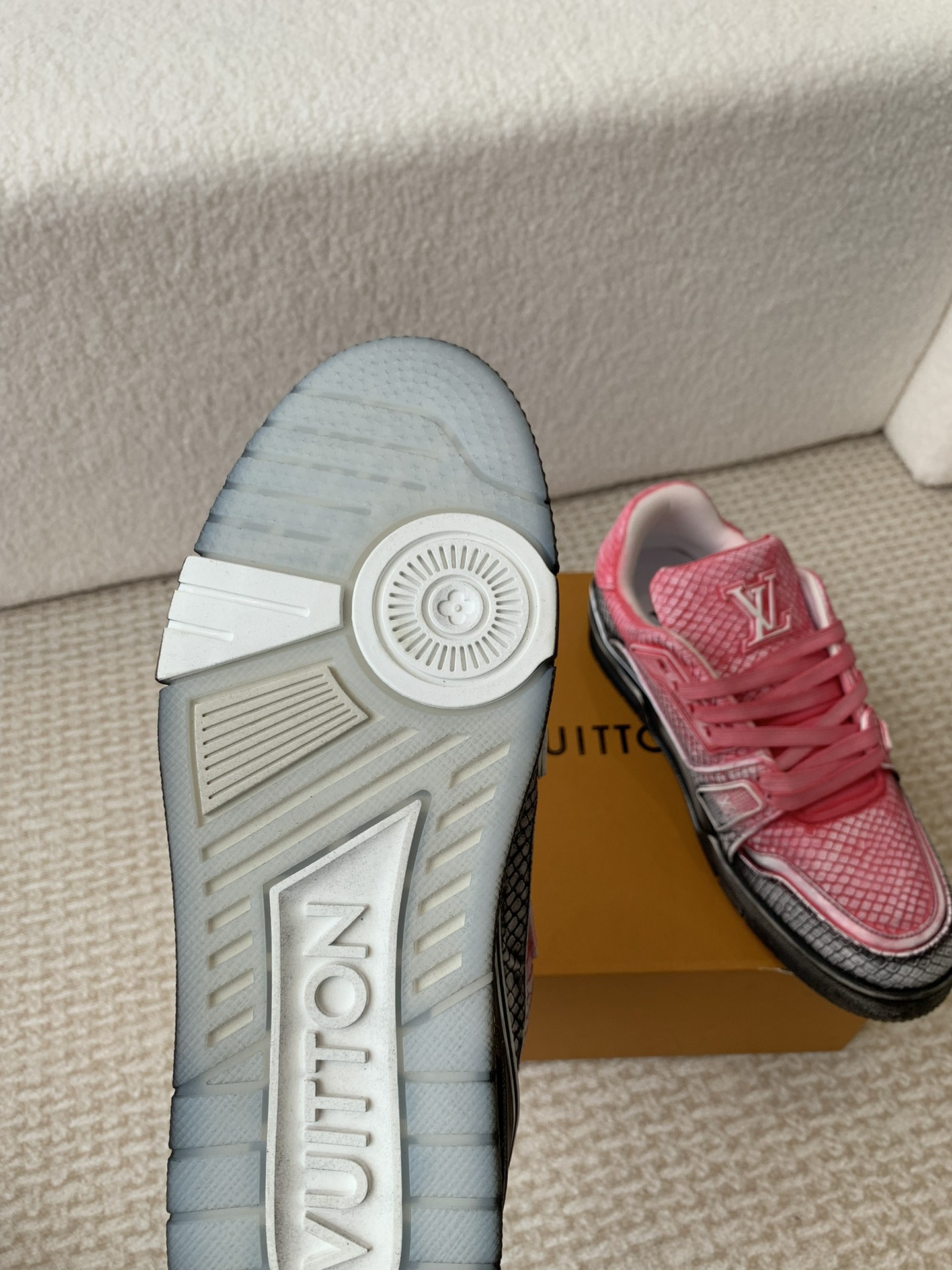 Louis Vuitton LV TARINE路易威登L家 驴牌 休闲 运动鞋 滑板鞋