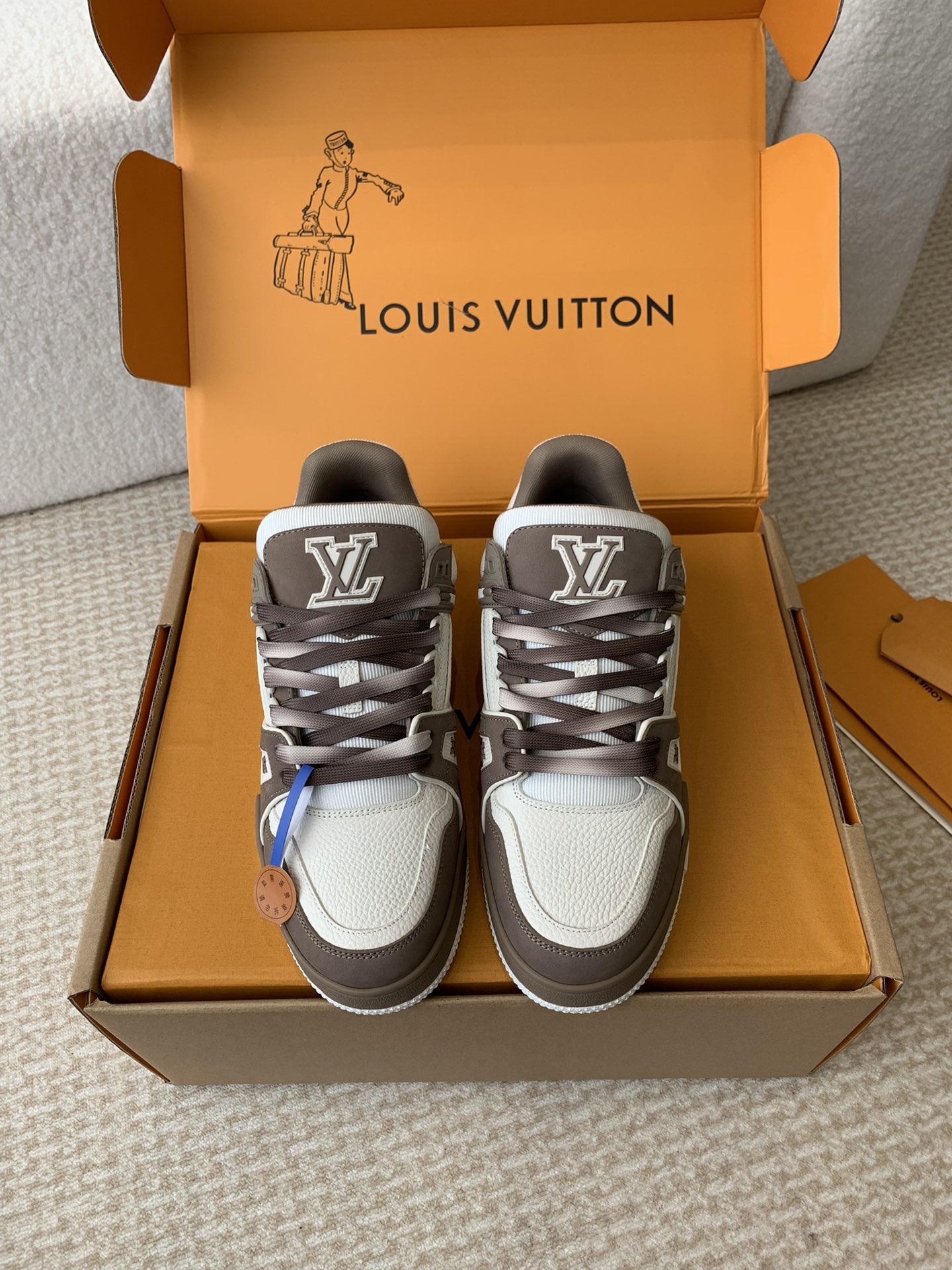 Louis Vuitton Louis Vuitton 驴家的 trainer板鞋，每个人都必须入的款，绝不后悔