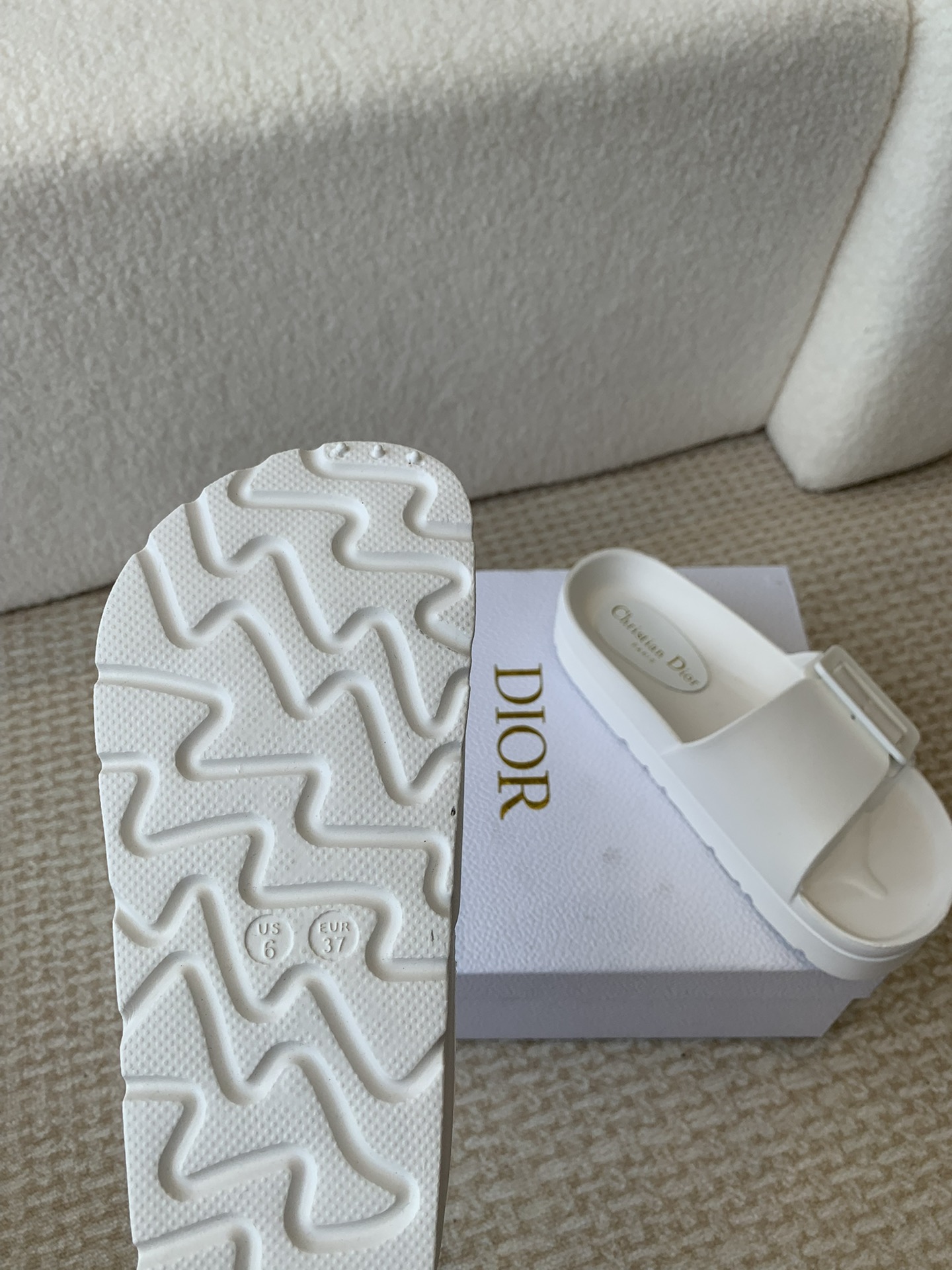 Dior Dior 迪奥 24ss 夏季新款 沙滩拖鞋 夏季到海边度假的最佳选择