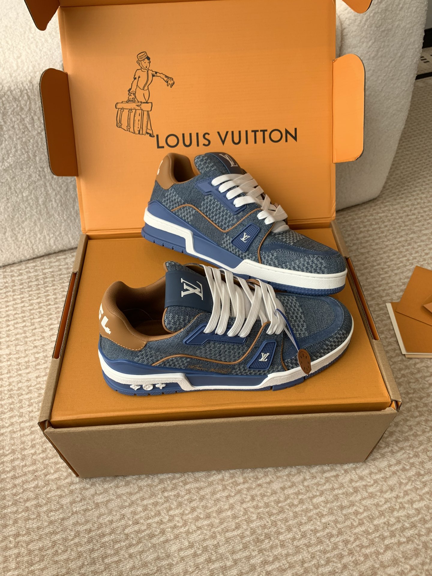 Louis Vuitton Louis Vuitton 驴家的 trainer板鞋，每个人都必须入的款，绝不后悔