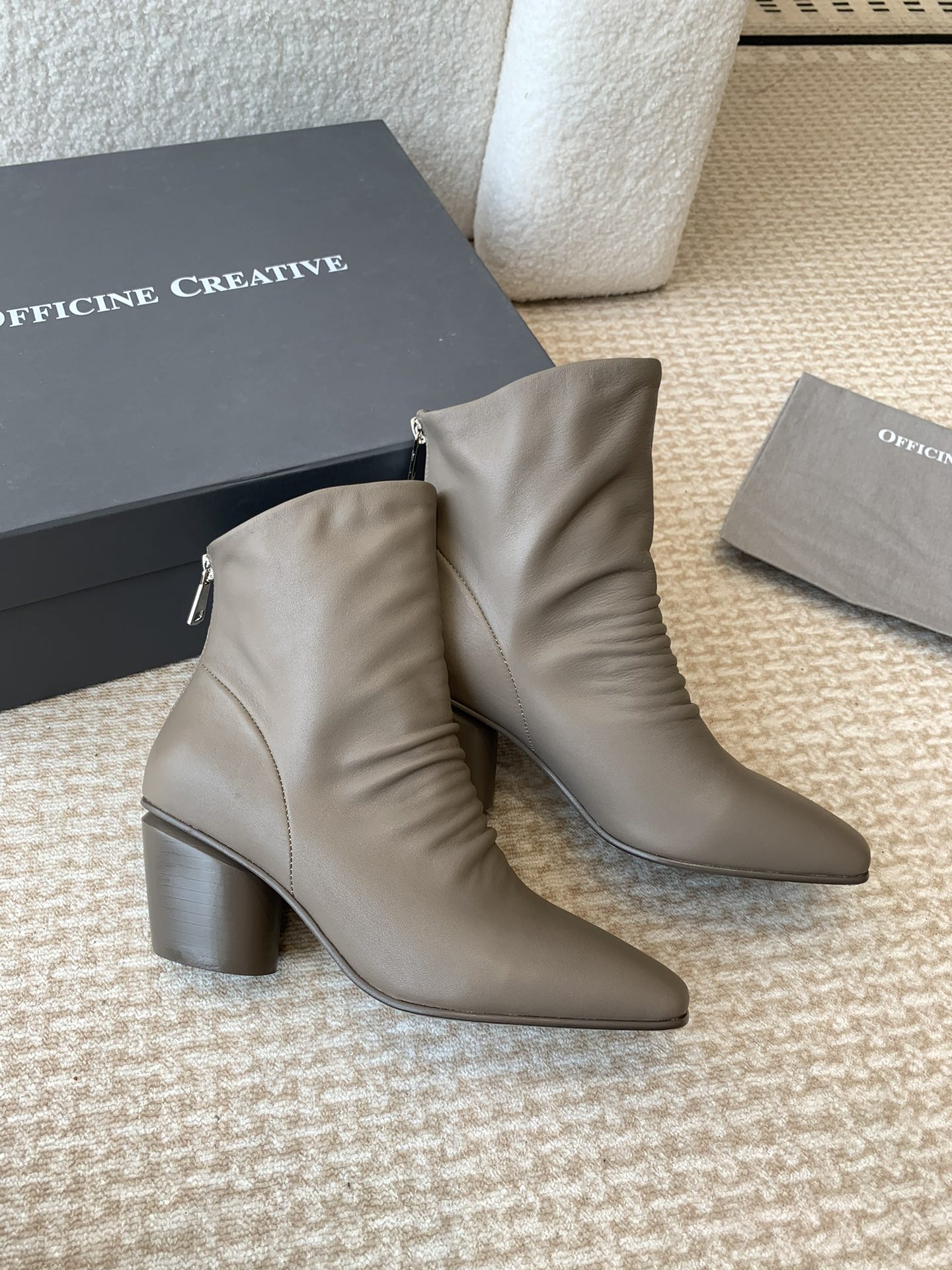 Officine Creative: Mastering Artisanal Italian Handcrafted Shoes with Unique Water Washing - 图片 7