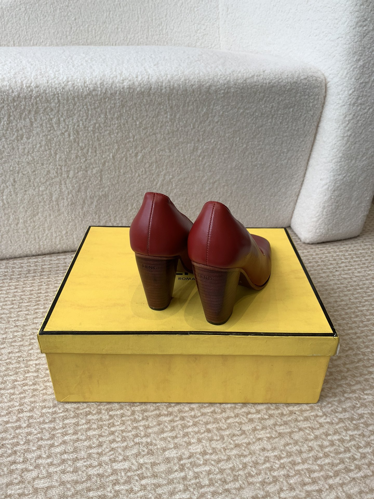 Fendi 24ss Double FF Square Head Heel Single Shoe Collection Highlights - 图片 8