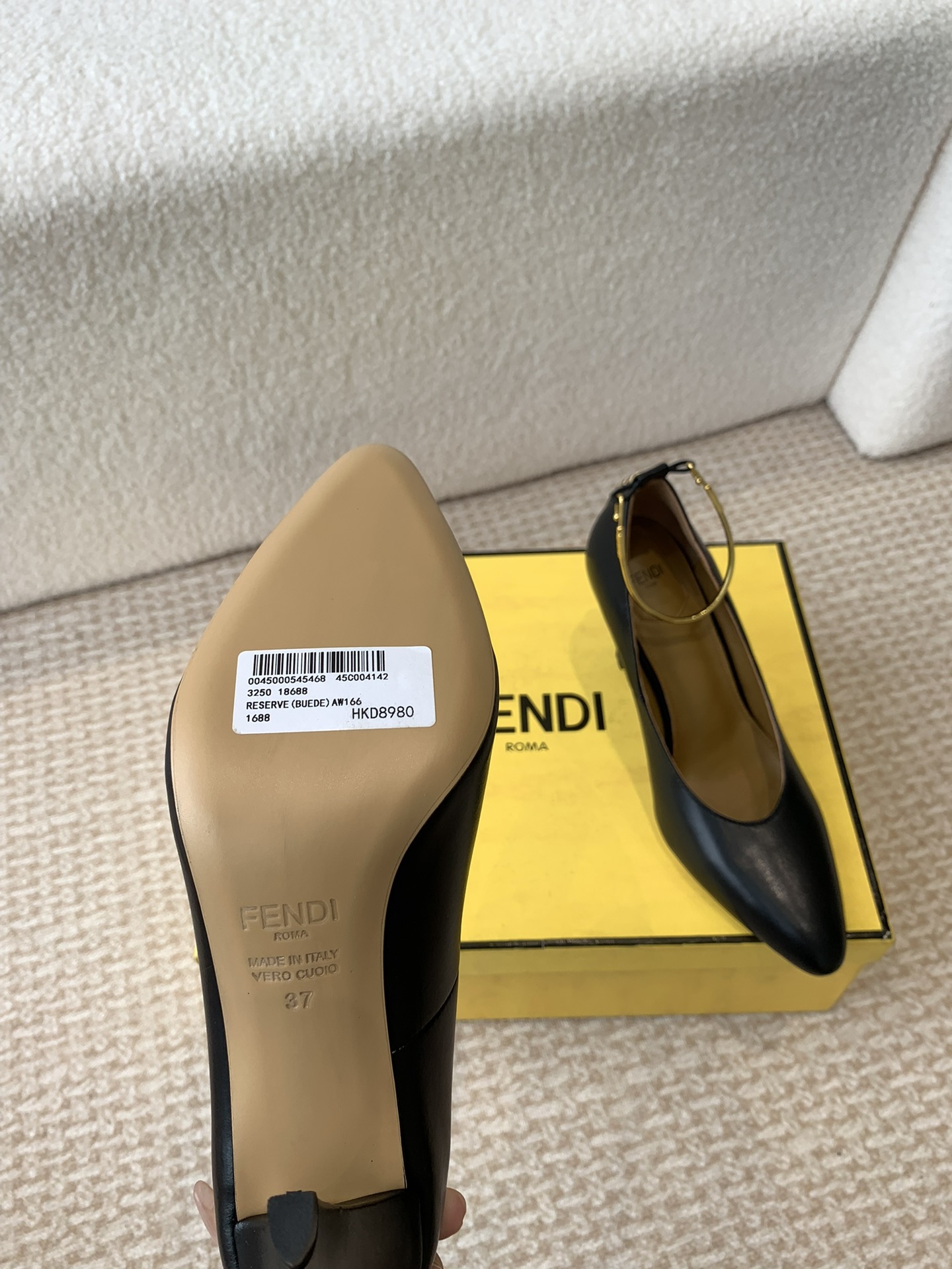 Fendi 24ss Double FF Cone Heel Shoe with Metal Accents and Sheepskin Lining - 图片 9