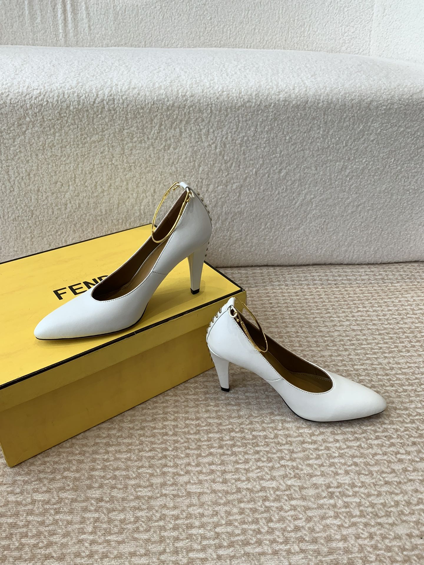Fendi 24ss Double FF Conical Heel Shoe with Metal Details - 图片 6