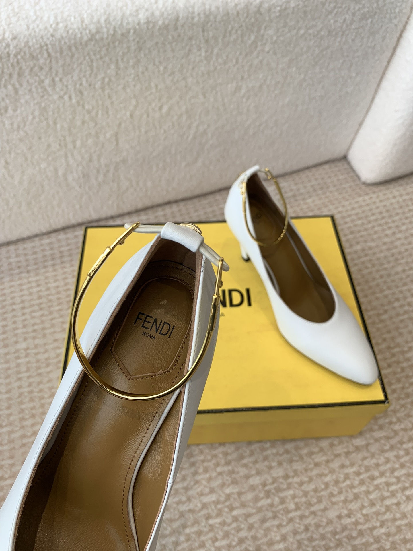 Fendi 24ss Double FF Conical Heel Shoe with Metal Details - 图片 2