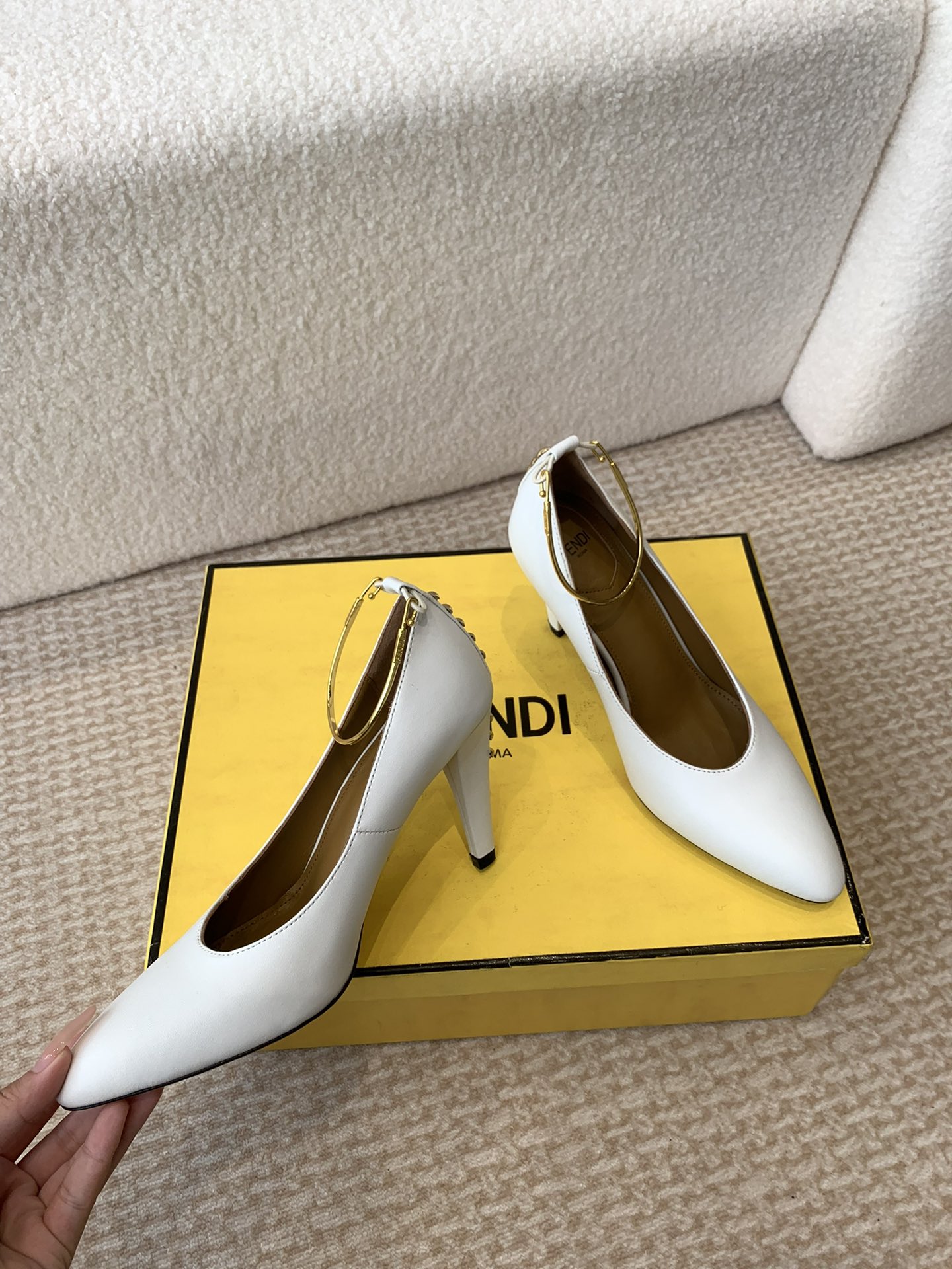 Fendi 24ss Double FF Conical Heel Shoe with Metal Details - 图片 1