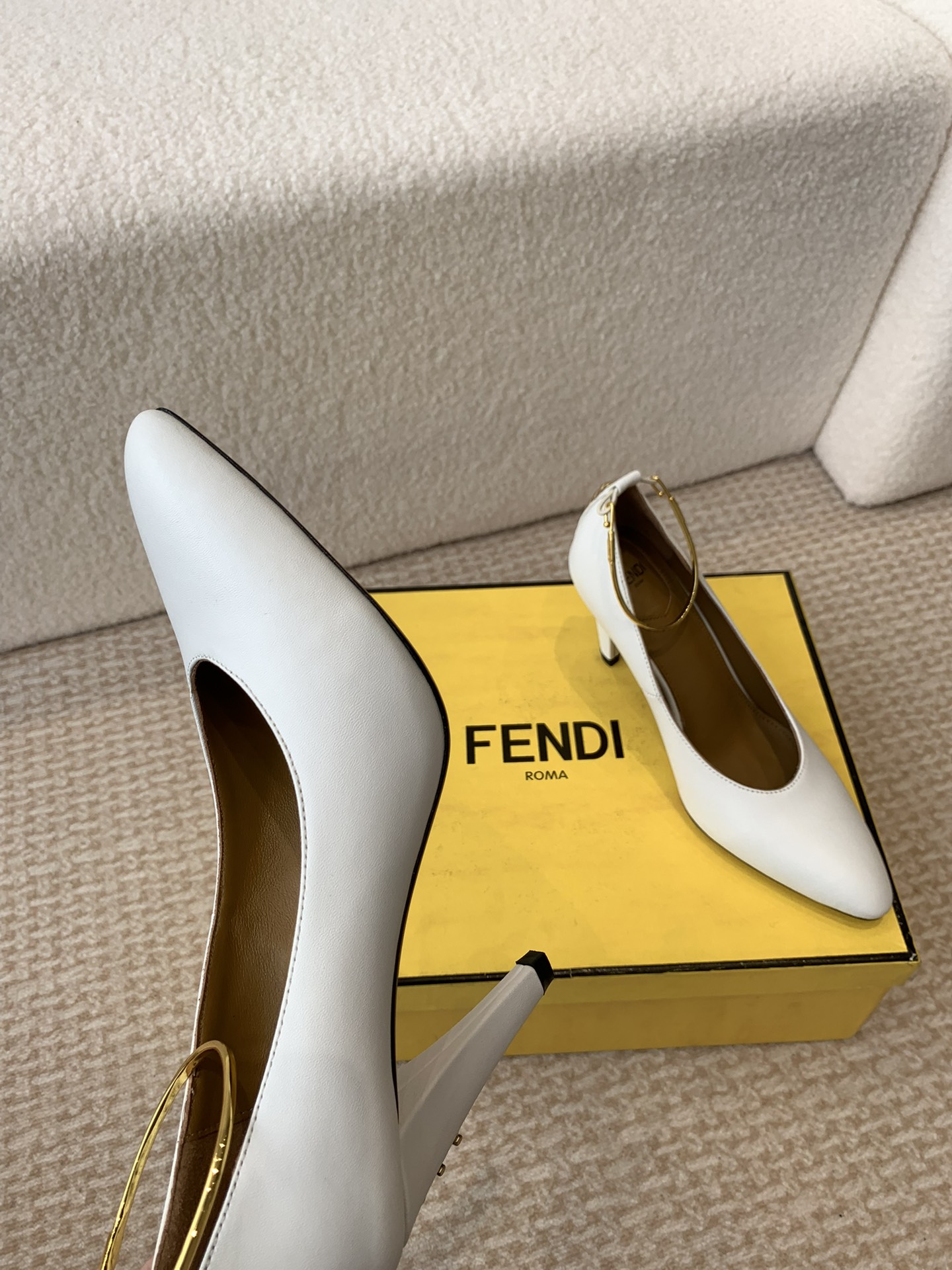 Fendi 24ss Double FF Conical Heel Shoe with Metal Details - 图片 8