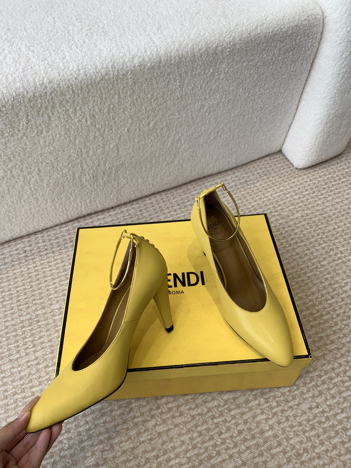 Fendi 24ss Double FF Conical Heel Shoe with Metal Accents - 图片 8
