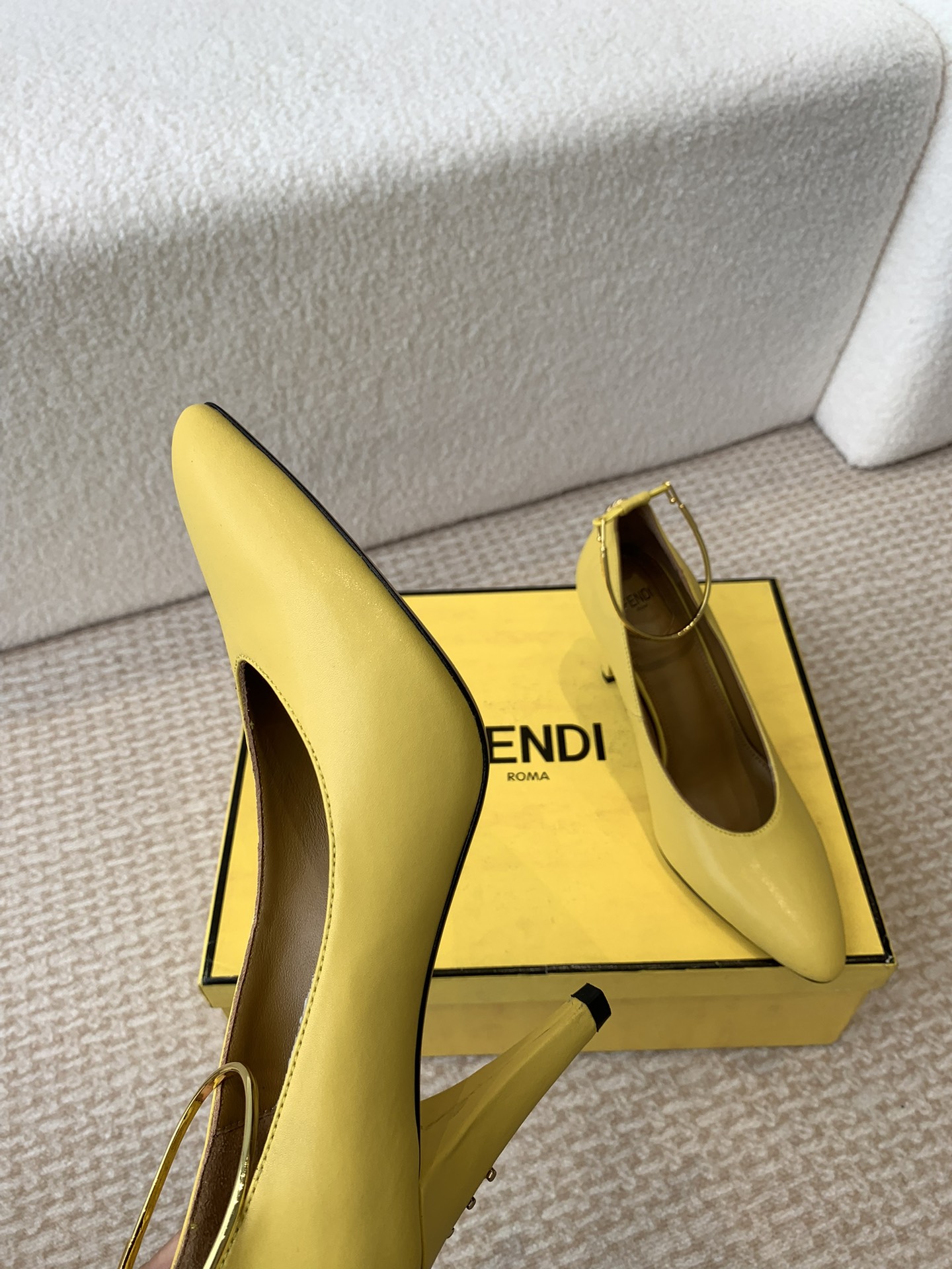 Fendi 24ss Double FF Conical Heel Shoe with Metal Accents - 图片 3