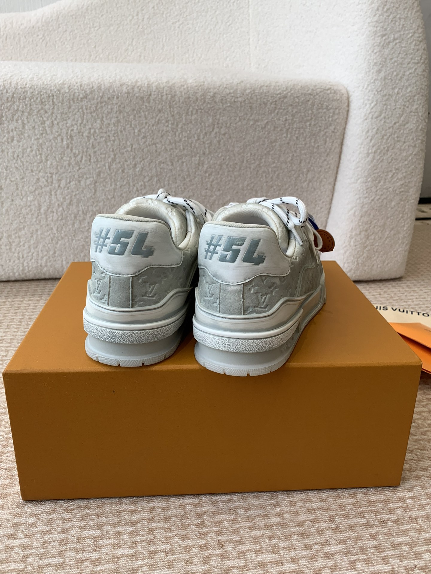 Louis Vuitton LV TARINE路易威登L家 驴牌 休闲 运动鞋 滑板鞋
