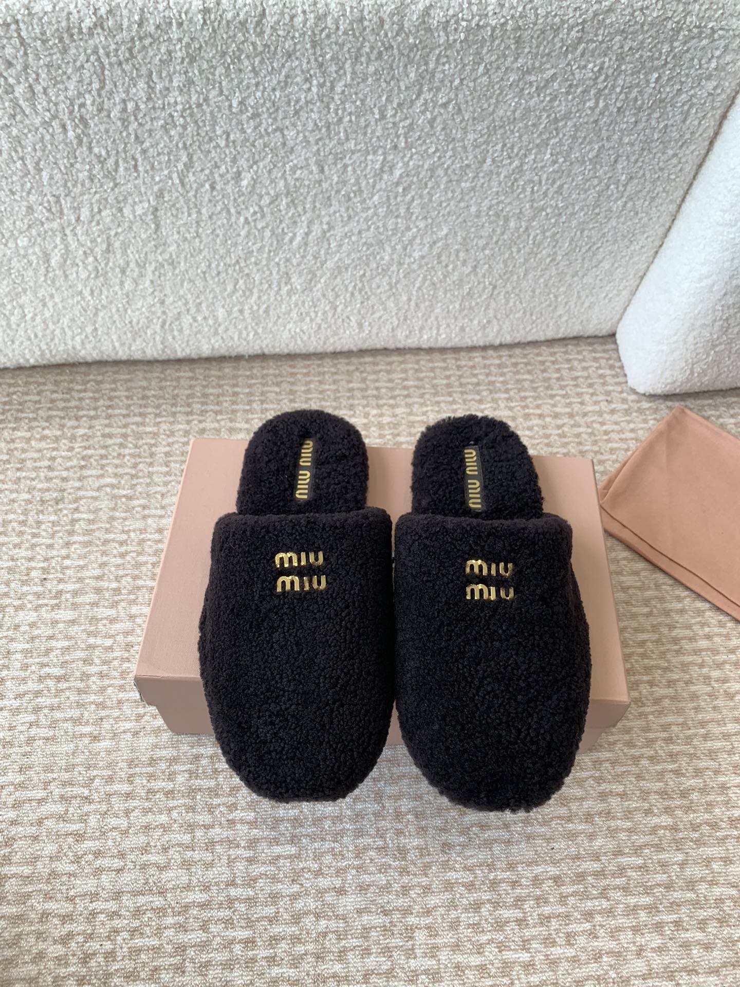 Miu Miu Miu Miu 24ss 秋冬系列 羊毛 穆勒鞋拖鞋