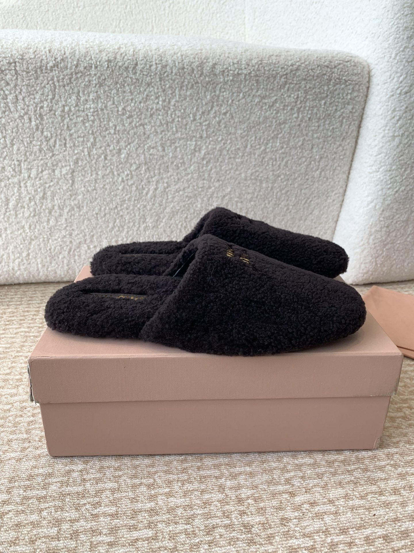 Miu Miu Miu Miu 24ss 秋冬系列 羊毛 穆勒鞋拖鞋