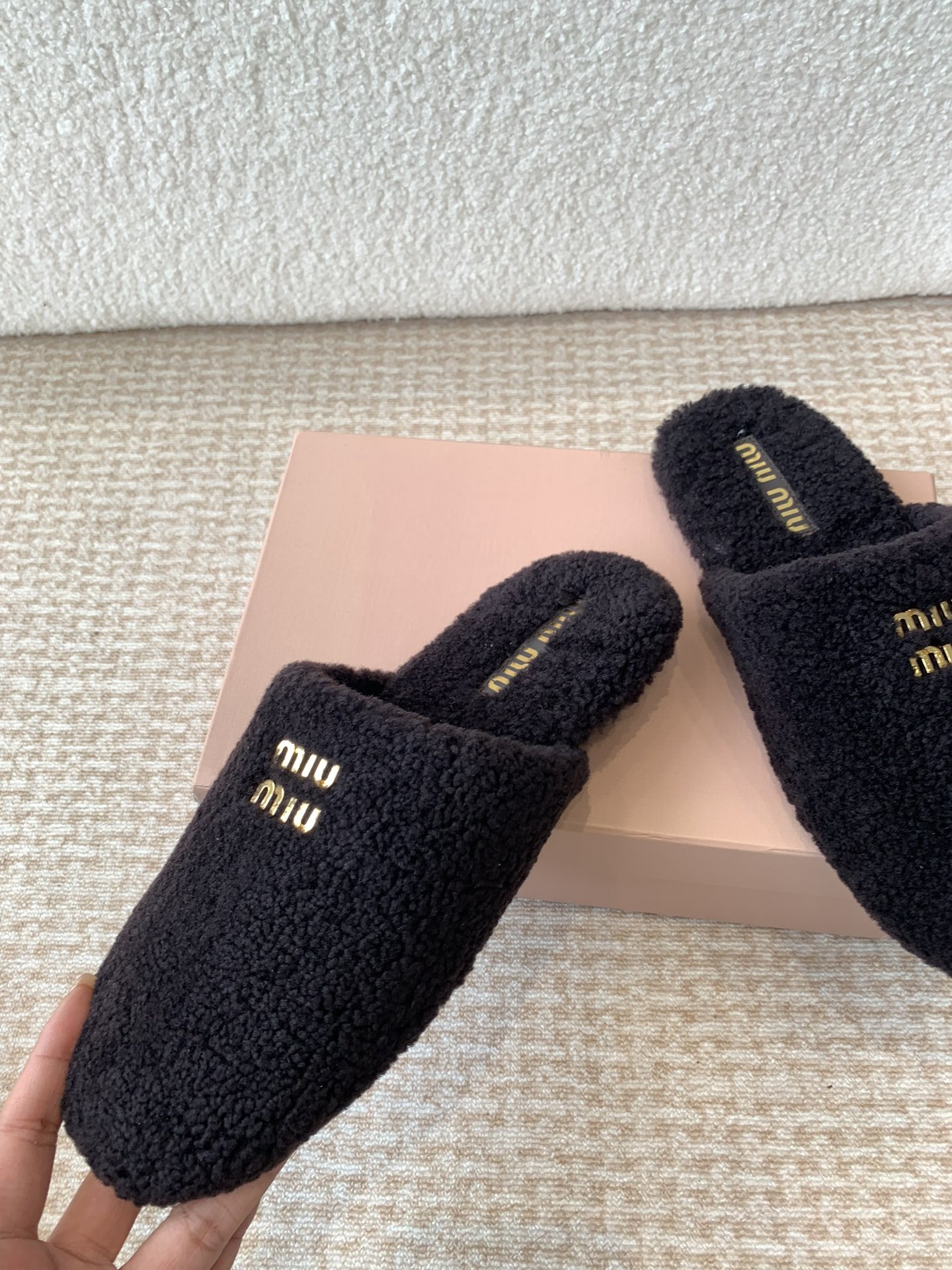Miu Miu Miu Miu 24ss 秋冬系列 羊毛 穆勒鞋拖鞋