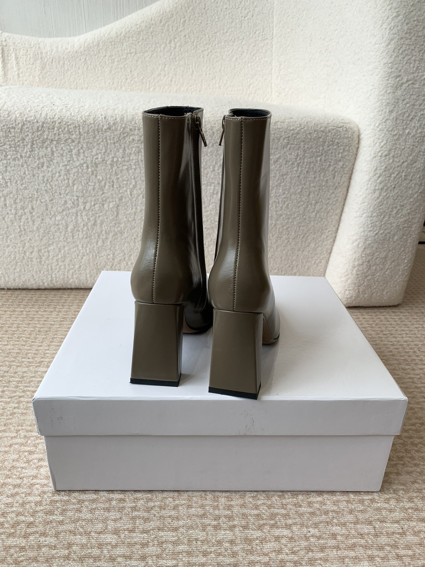 Miu Miu Classic Luxury Leather Shoe Loafer Ref.1668FE00 4