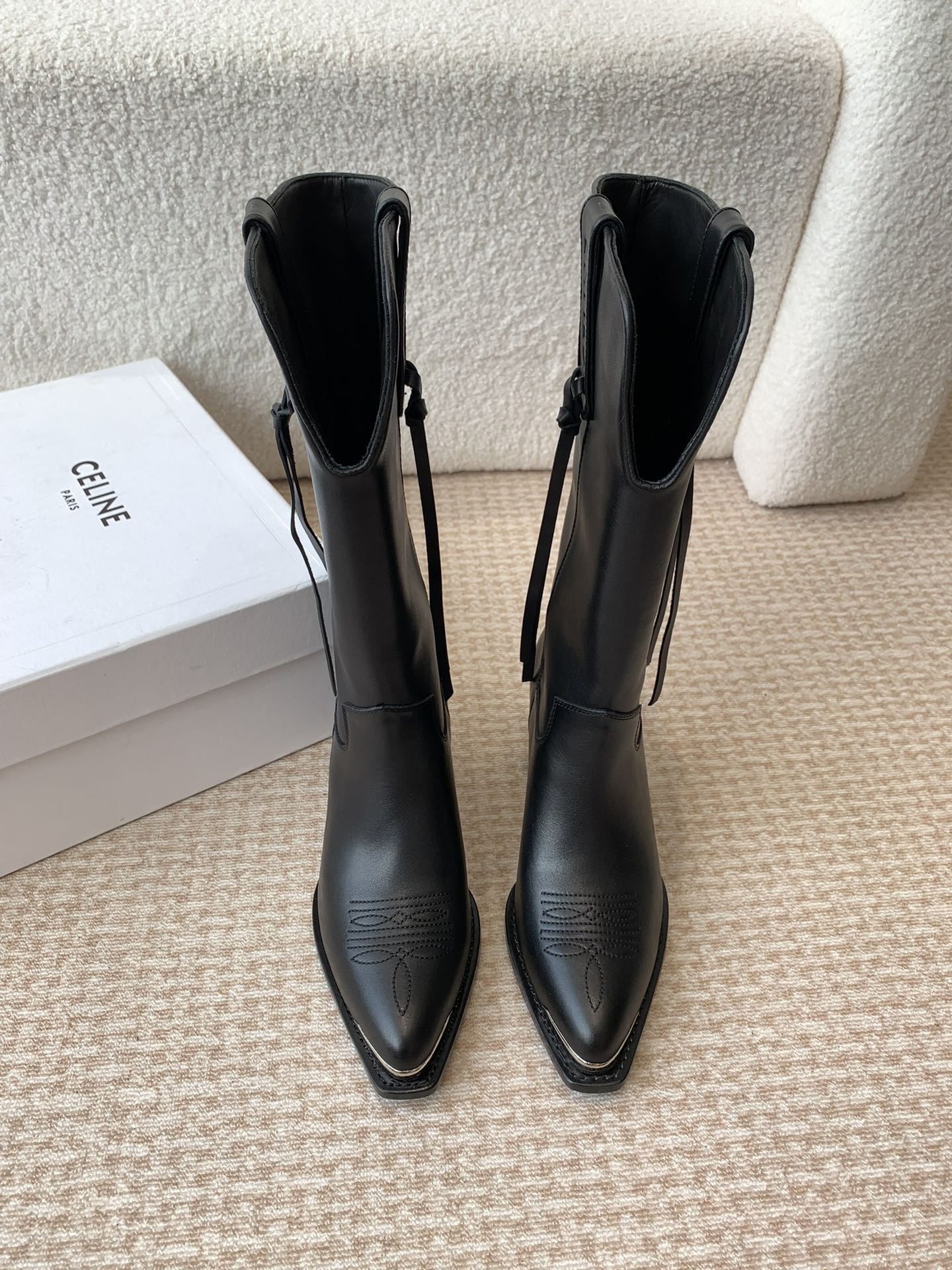 Meilleure introduction
 Celine Bottes Longues Cuir de veau Chamois vache Genuine Leather Peau mouton Collection automne – hiver Vintage