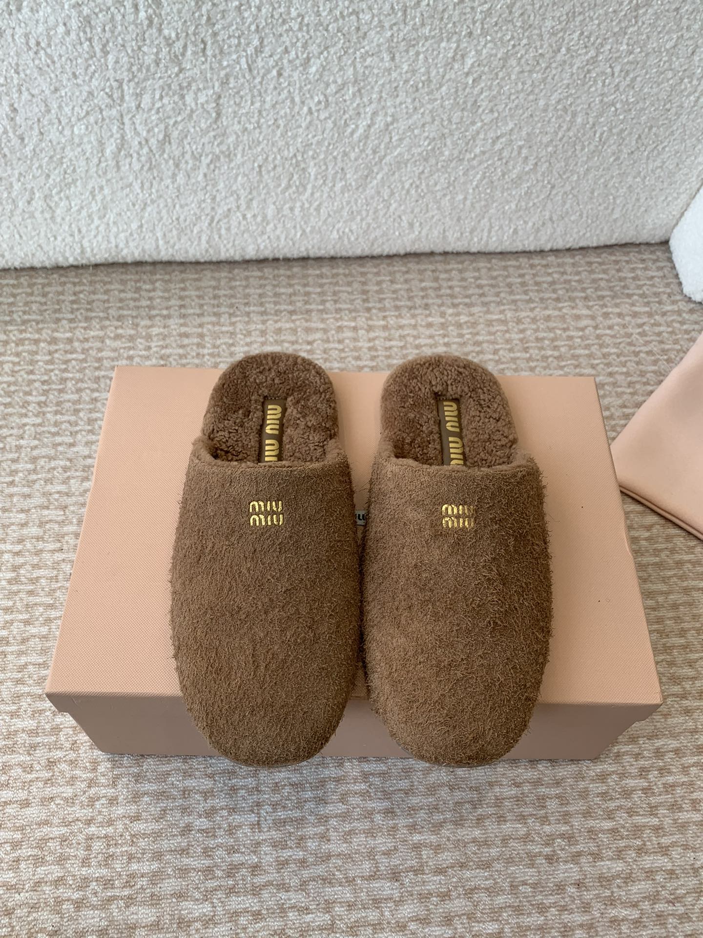 Miu Miu Miu Miu 24ss 秋冬系列穆勒鞋 羊毛 拖鞋