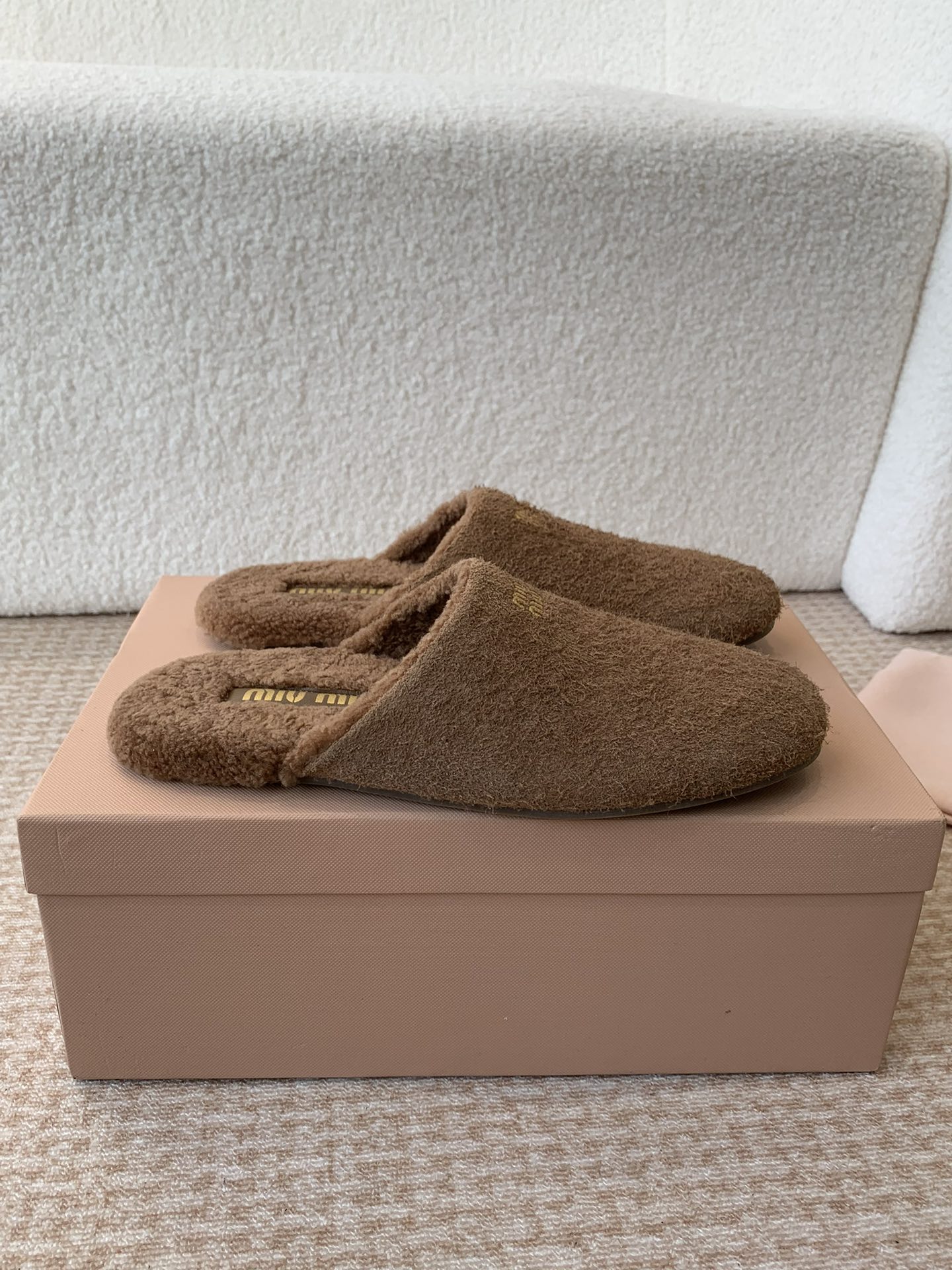 Miu Miu Miu Miu 24ss 秋冬系列穆勒鞋 羊毛 拖鞋