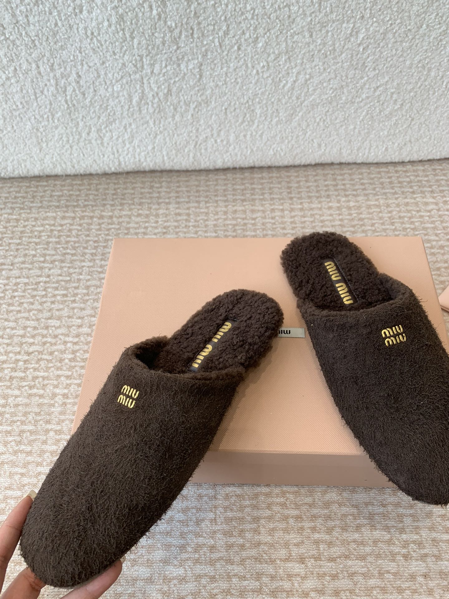 Miu Miu Miu Miu 24ss 秋冬系列穆勒鞋 羊毛 拖鞋