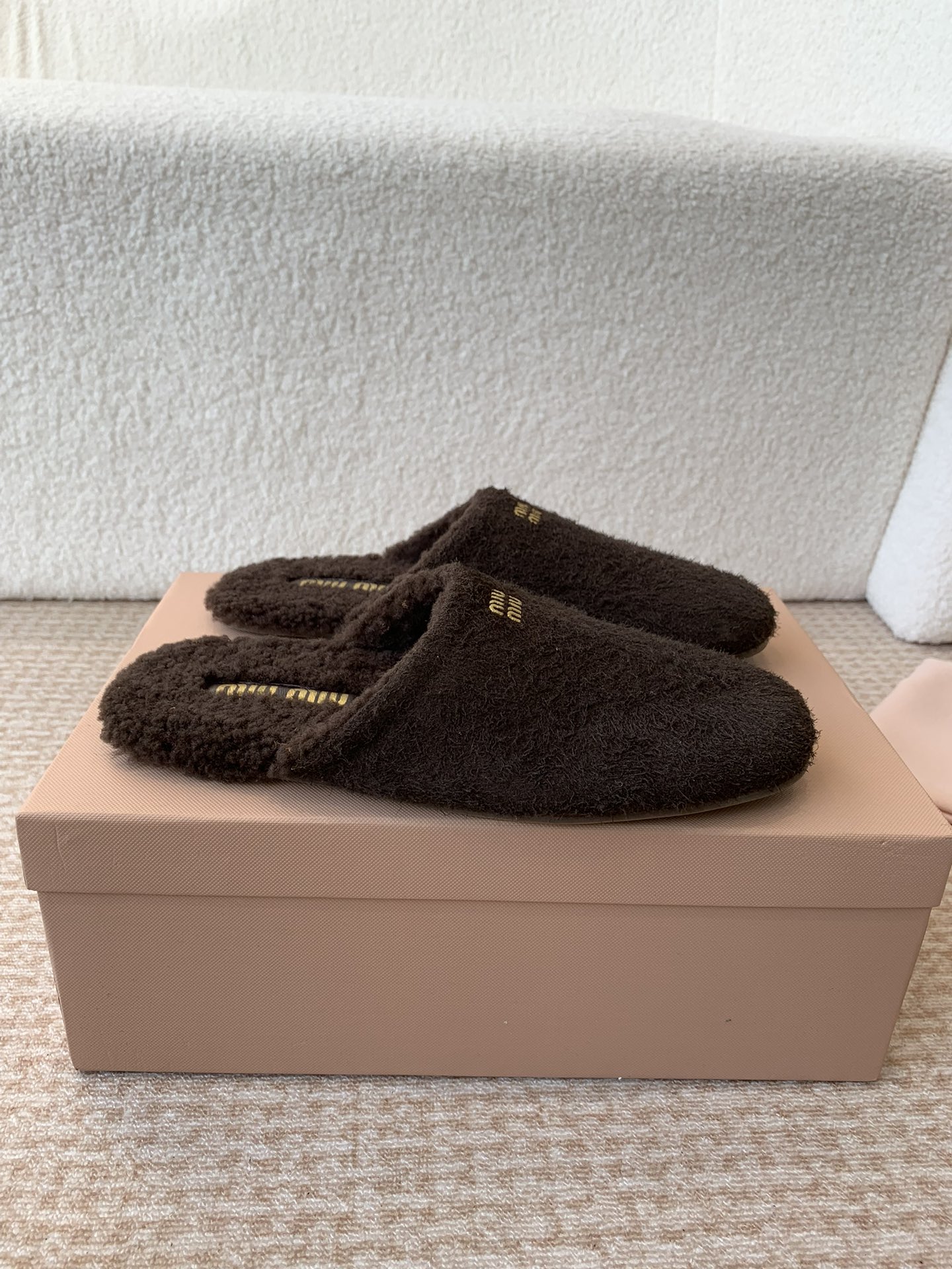 Miu Miu Miu Miu 24ss 秋冬系列穆勒鞋 羊毛 拖鞋