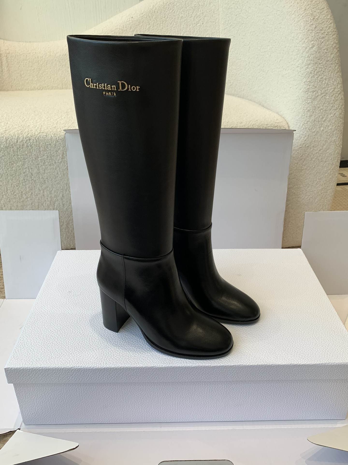 Replice trouvé
 Dior Aaaaa +
 Bottes Longues Cuir de veau vache Genuine Leather Collection automne – hiver Vintage