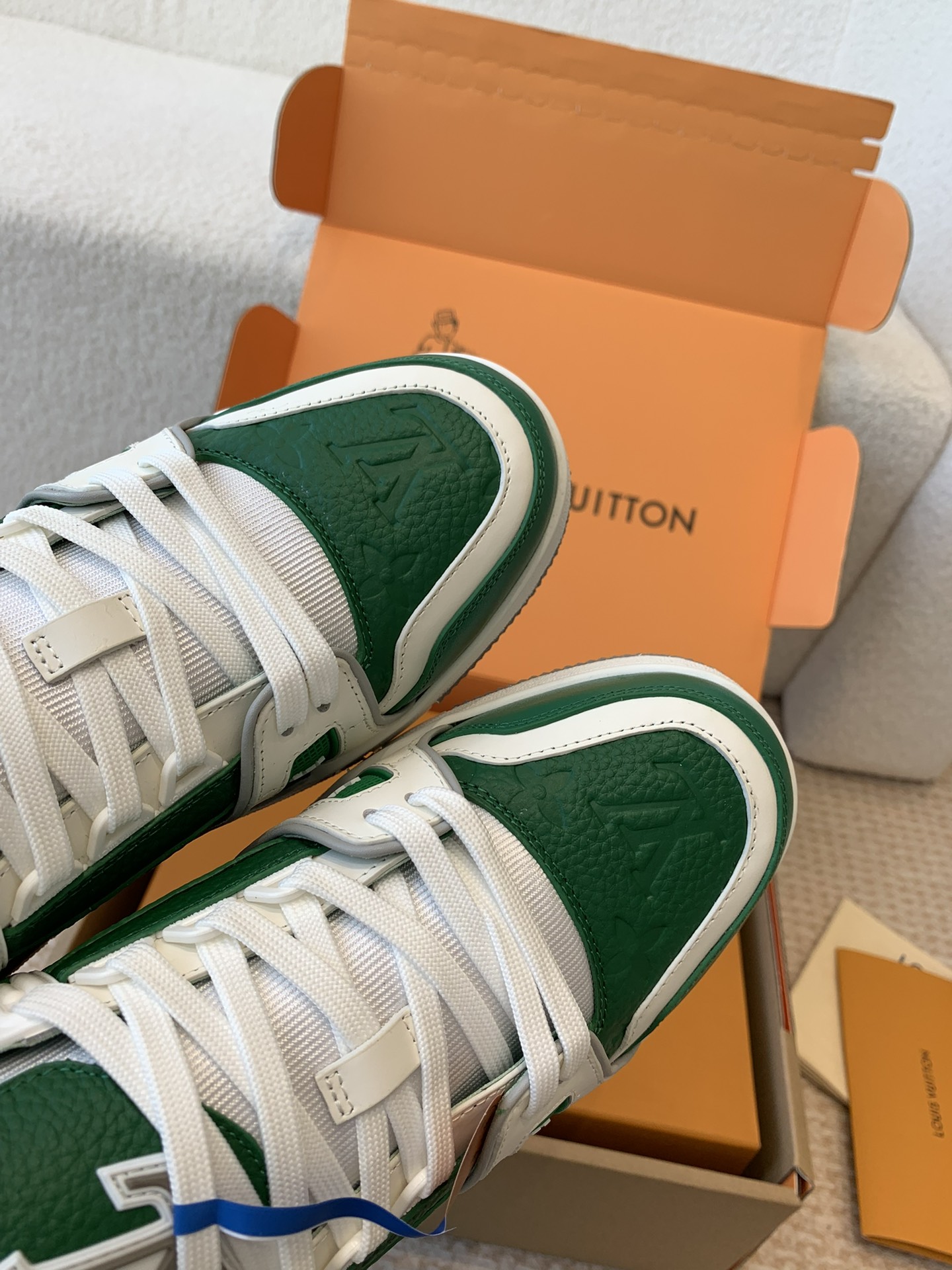 Louis Vuitton Louis Vuitton 24ss 驴家的 trainer板鞋，每个人都必须入的款，绝不后悔