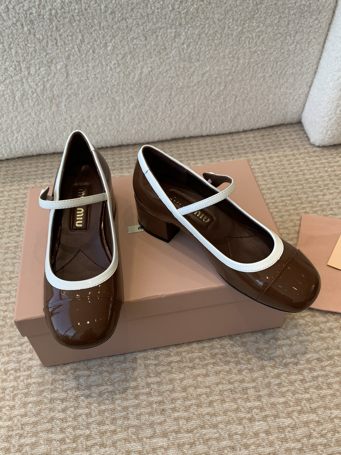 缪缪 Miu Miu 经典高奢皮鞋鞋履高跟鞋 #5F92856D 7