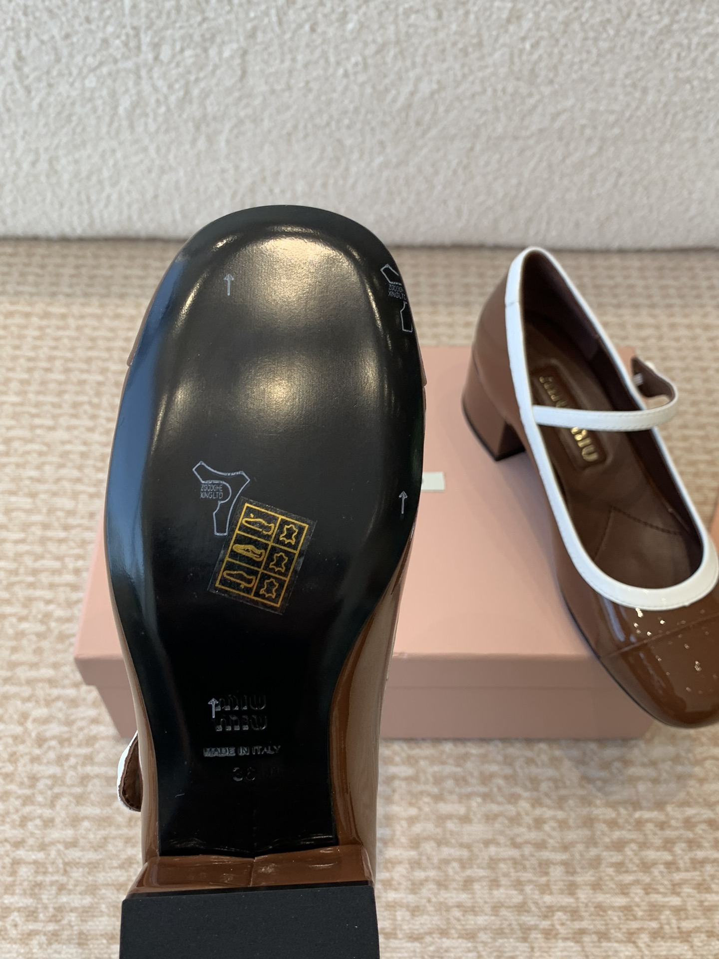 缪缪 Miu Miu 经典高奢皮鞋鞋履高跟鞋 #5F92856D 9