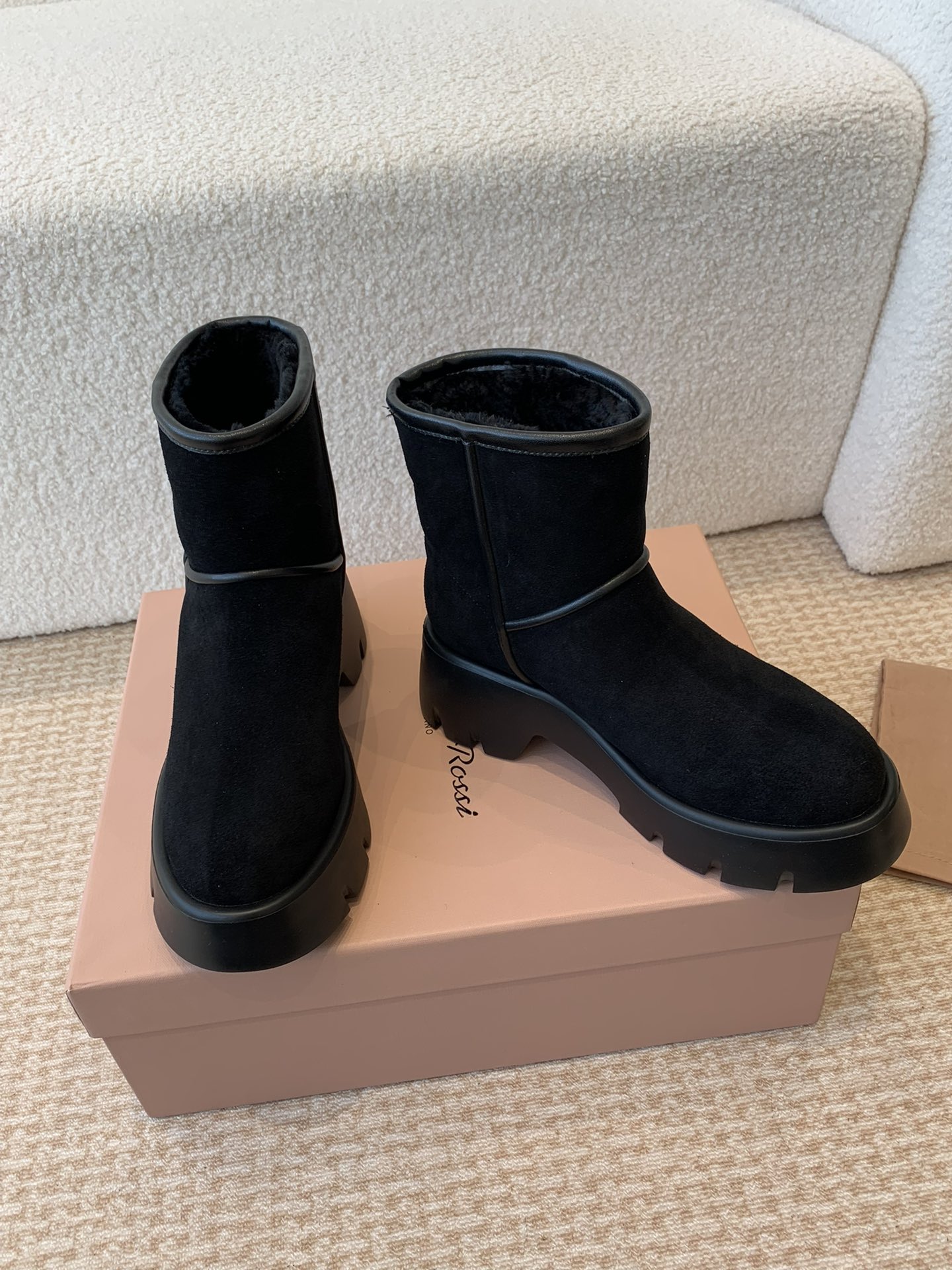 Gianvito Rossi Shoe Collection crafted with premium materials and 8