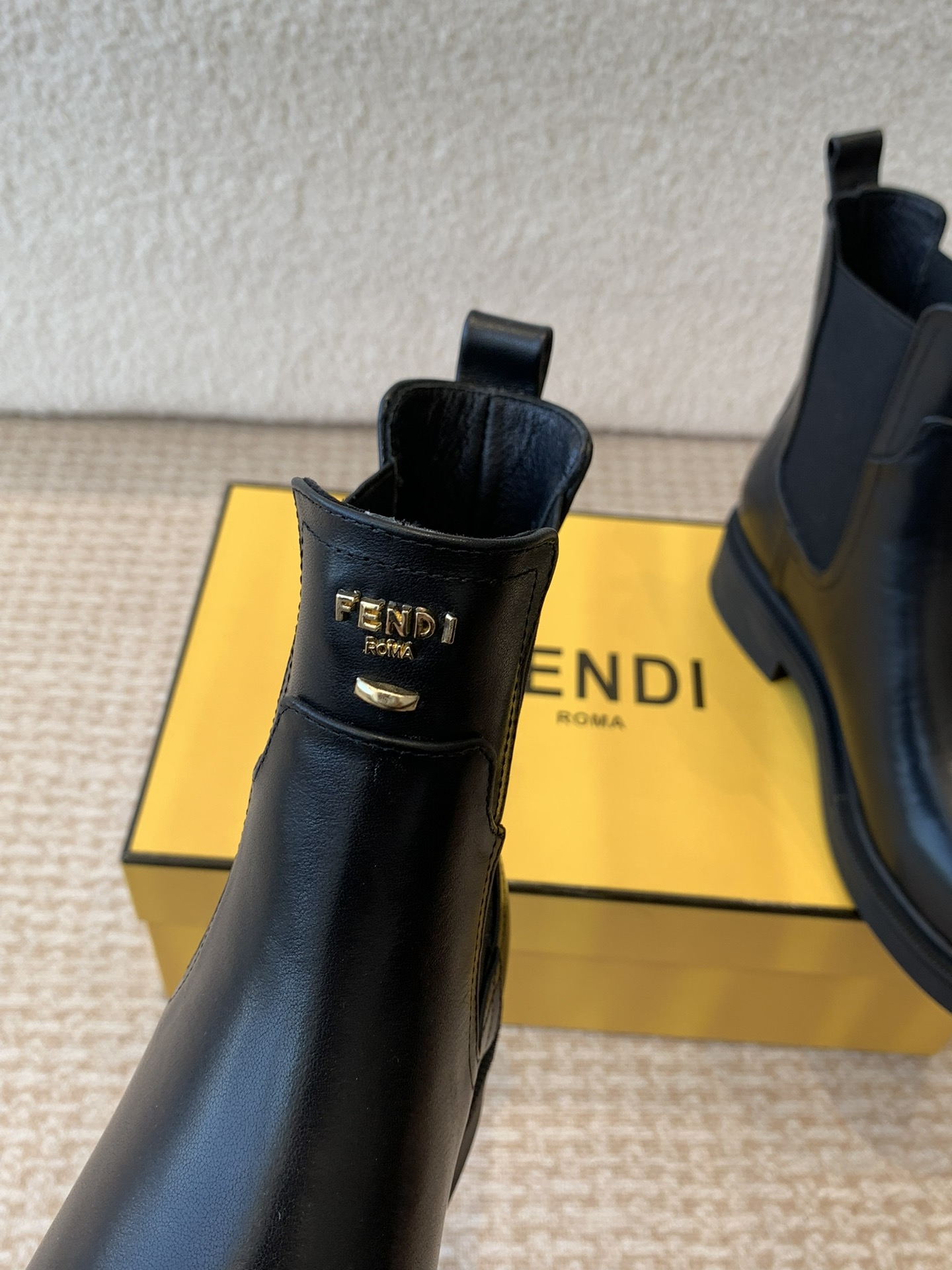 芬迪 Fendi 经典高奢皮鞋鞋履高跟鞋 #F495BD86 3
