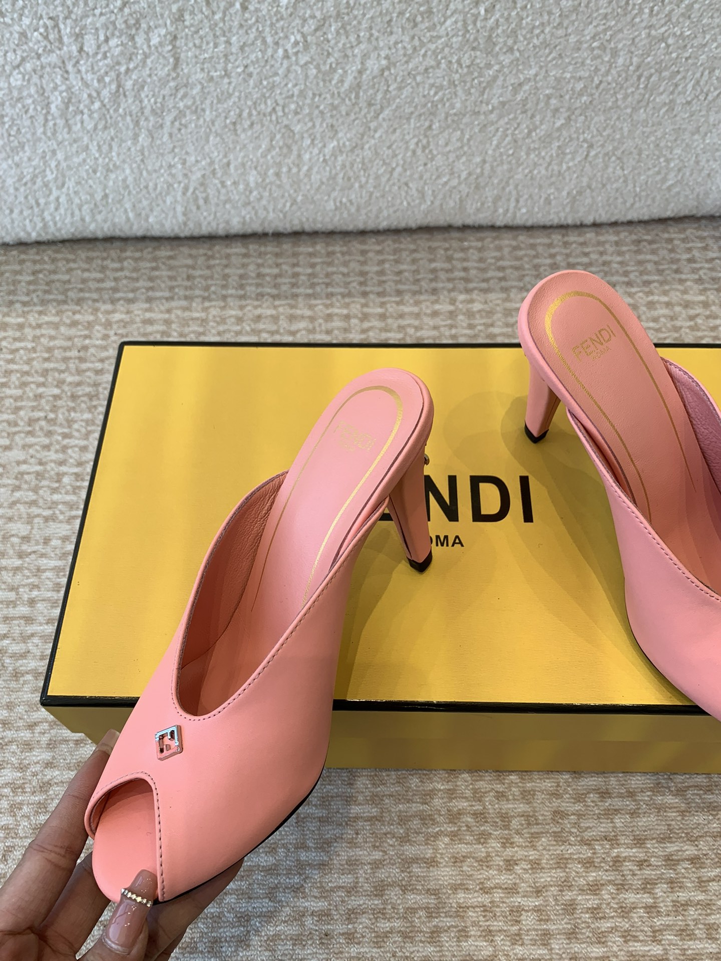 芬迪 Fendi 经典高奢皮鞋鞋履高跟鞋 #4C4590ED 4