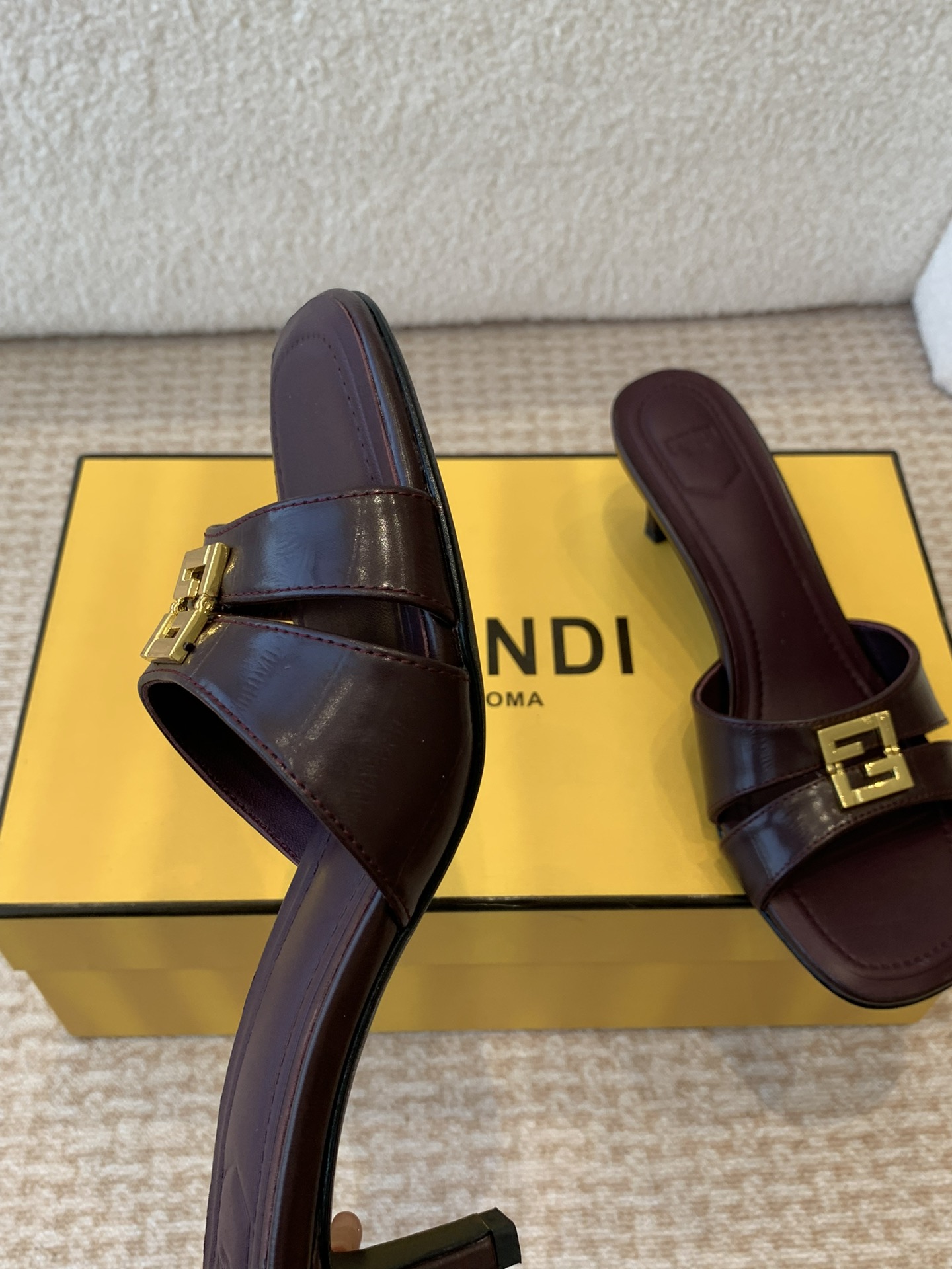 芬迪 Fendi 经典高奢皮鞋鞋履高跟鞋 #45747FD1 7
