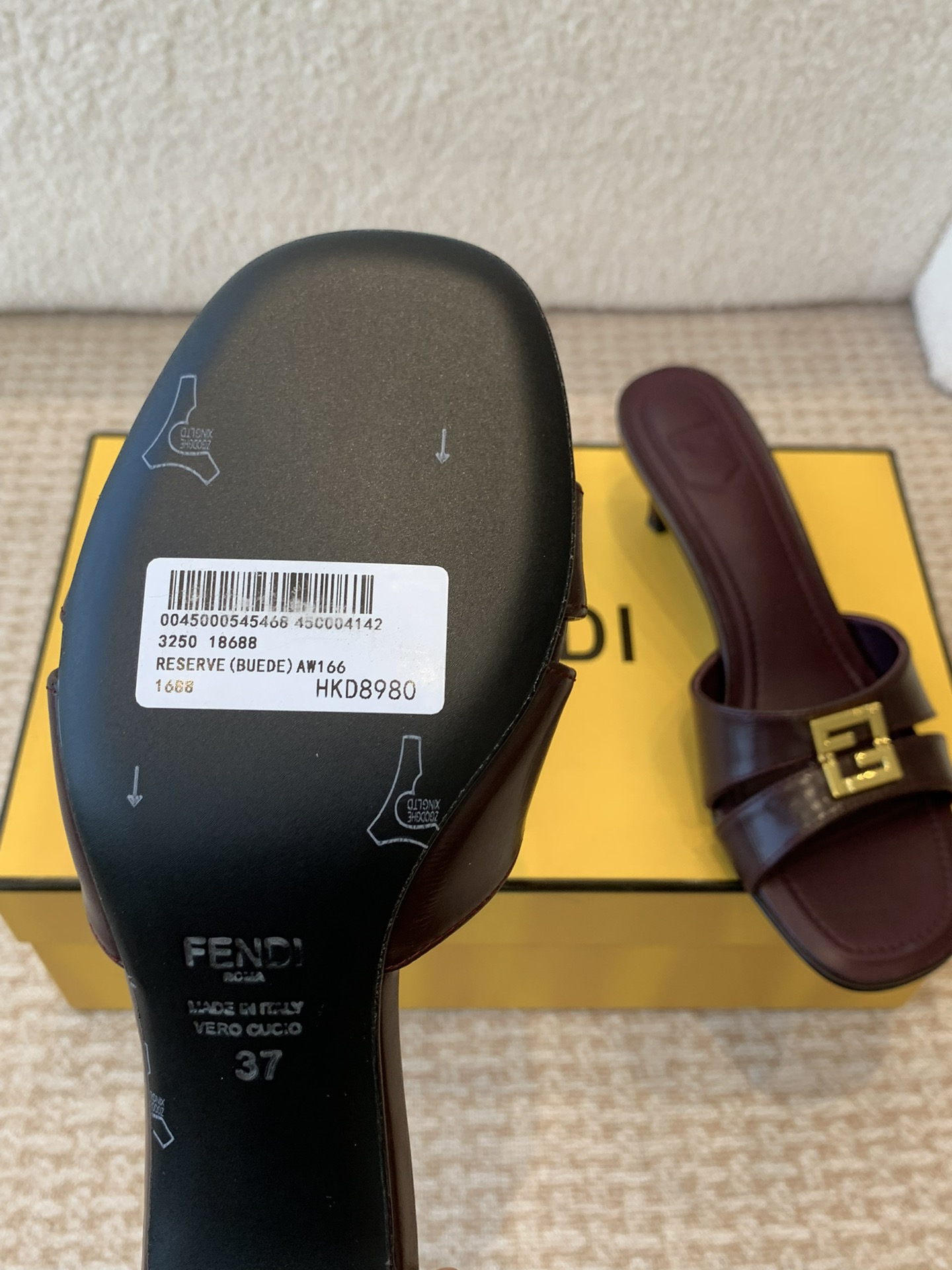 芬迪 Fendi 经典高奢皮鞋鞋履高跟鞋 #45747FD1 9