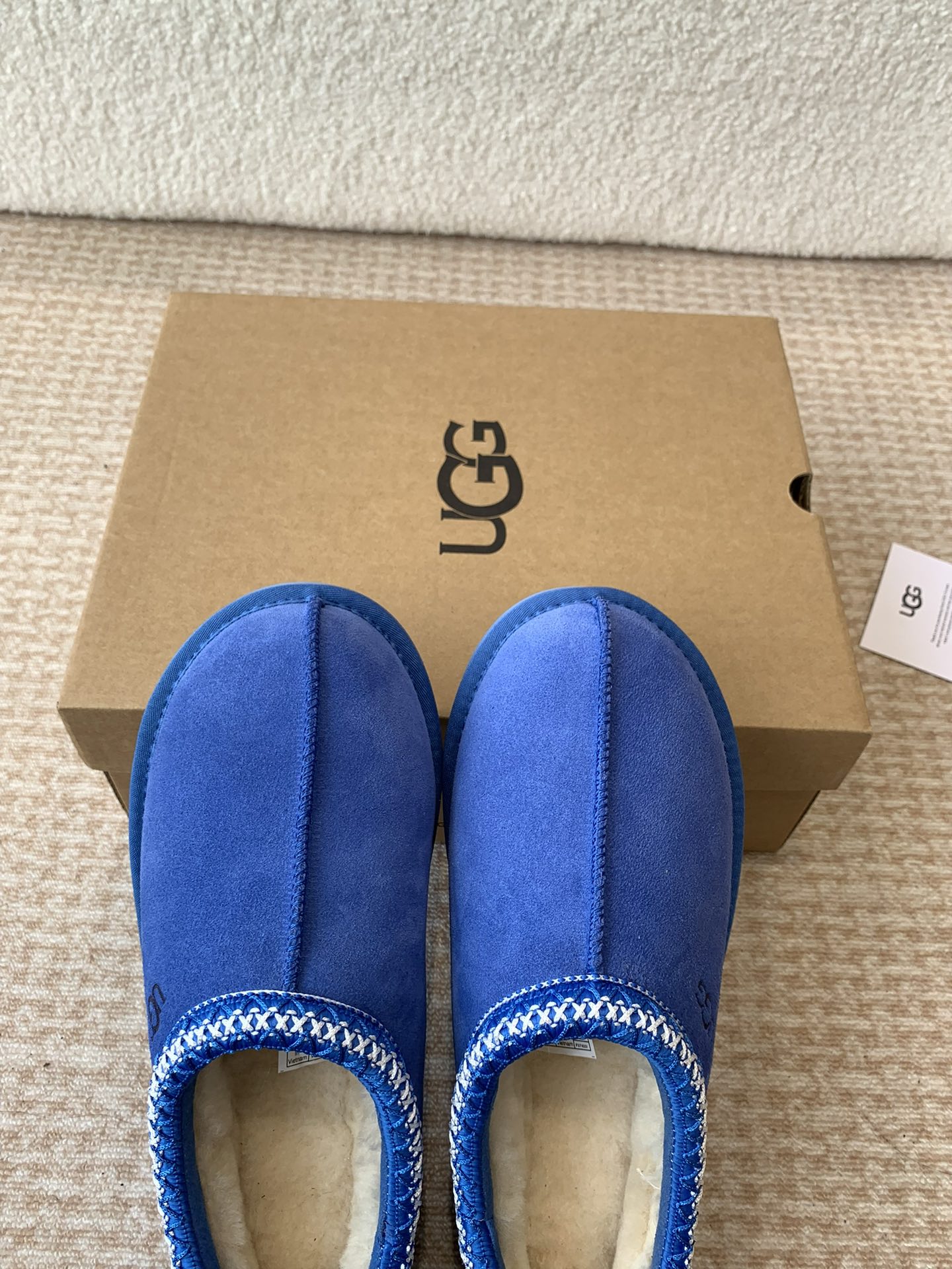 Alexander Wang Ugg 薄底民族风 Feng Chen Wang*TELFAR推出的联名潮款单品就连明星都要抢着穿呢