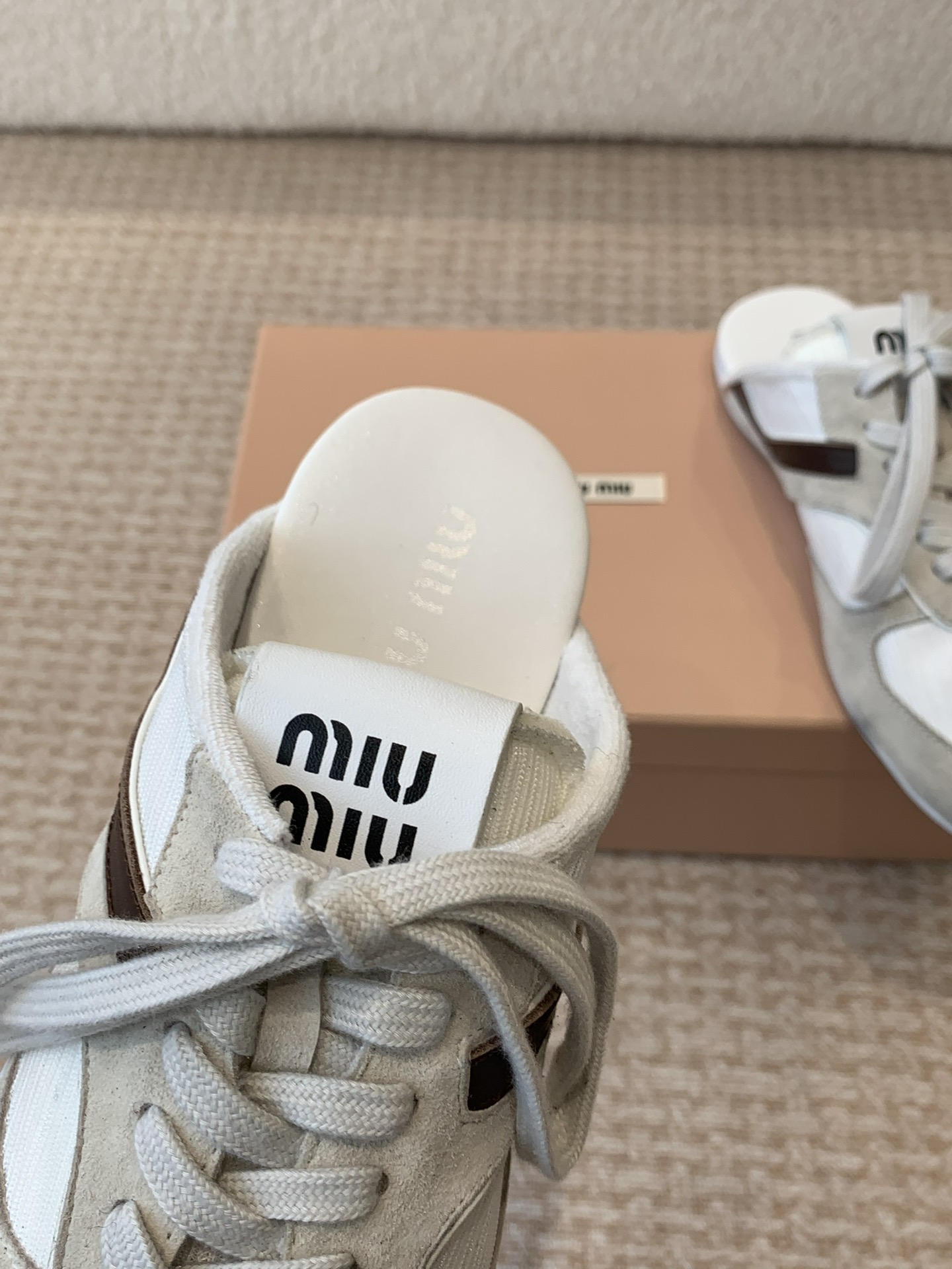 Miu Miu Miu Miu 25ss 春夏新款走秀MiuMiu 德训 休闲拖鞋