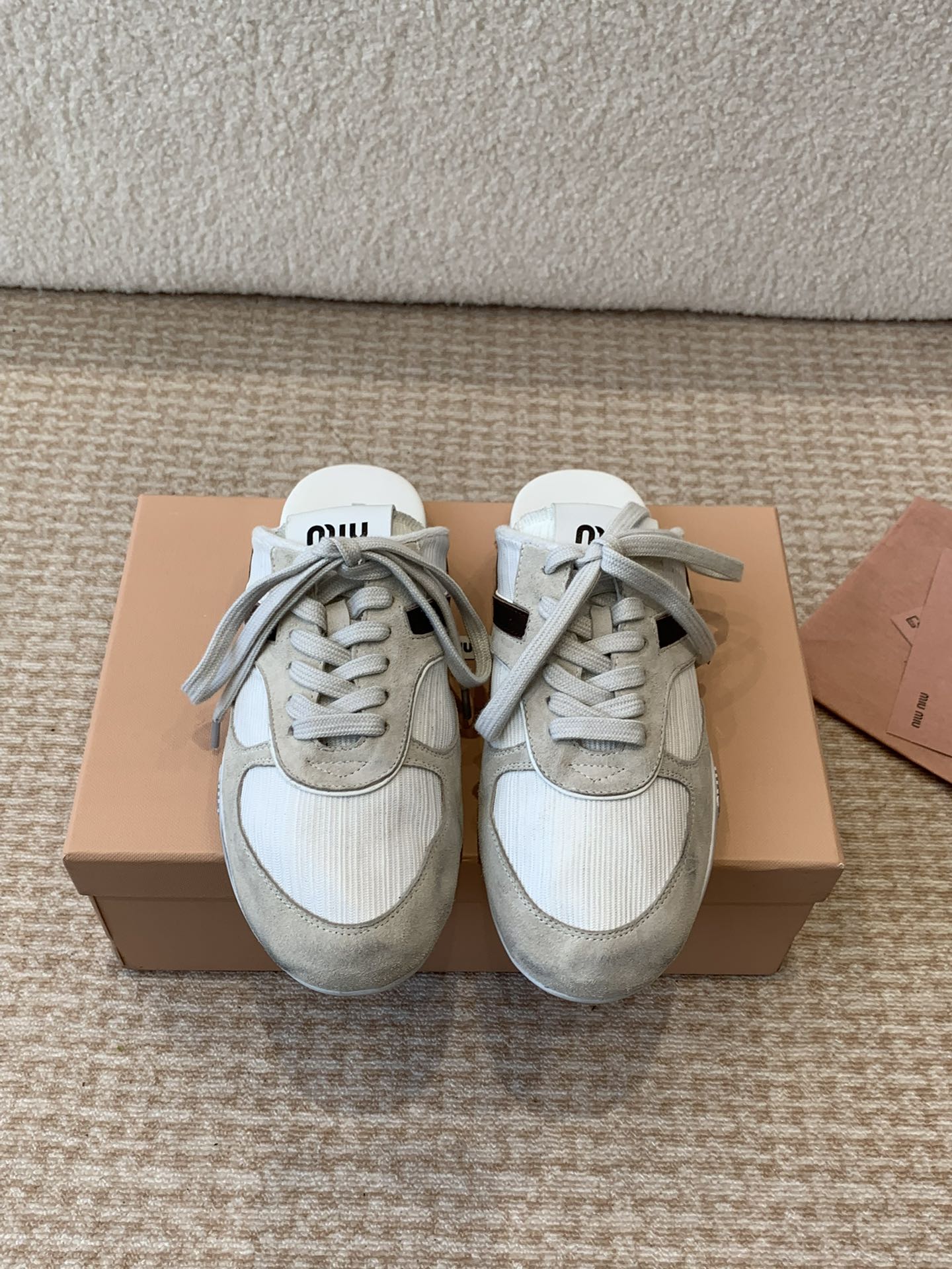 Miu Miu Miu Miu 25ss 春夏新款走秀MiuMiu 德训 休闲拖鞋