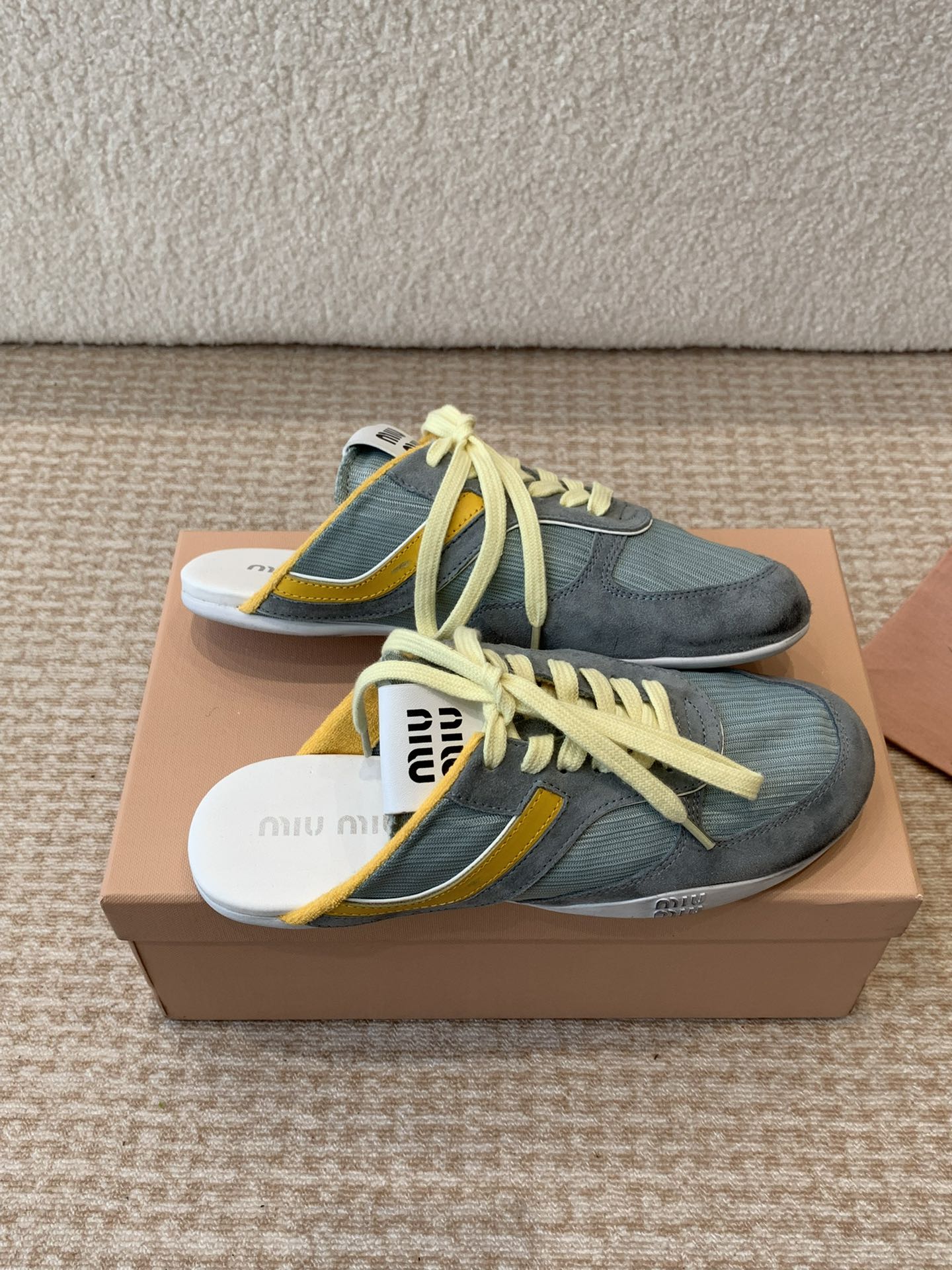 Miu Miu Miu Miu 25ss 春夏新款走秀MiuMiu 德训 休闲拖鞋