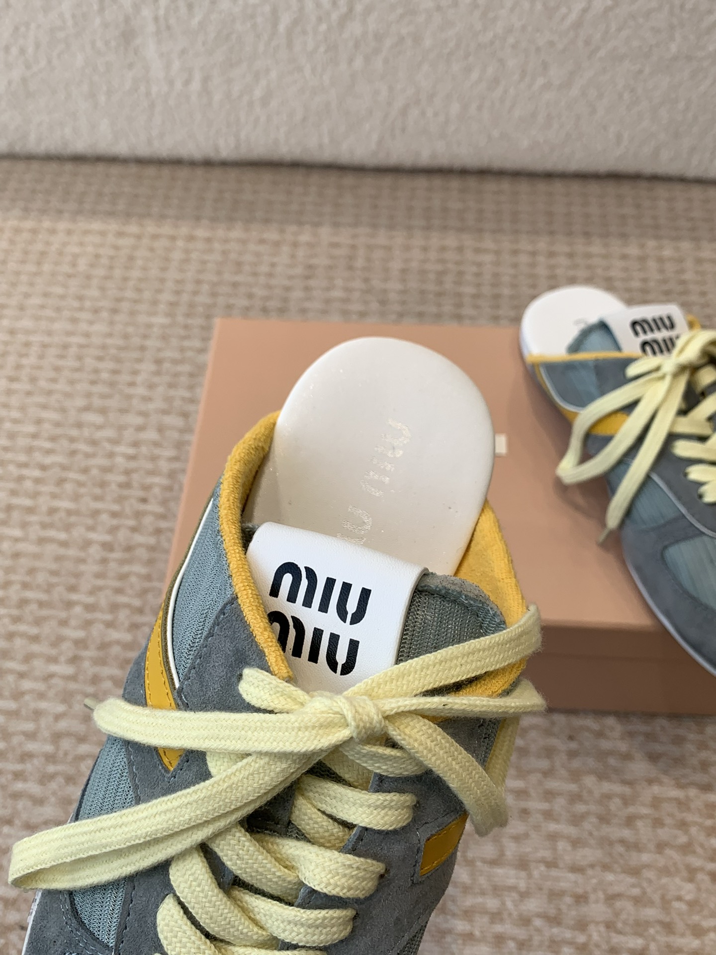 Miu Miu Miu Miu 25ss 春夏新款走秀MiuMiu 德训 休闲拖鞋