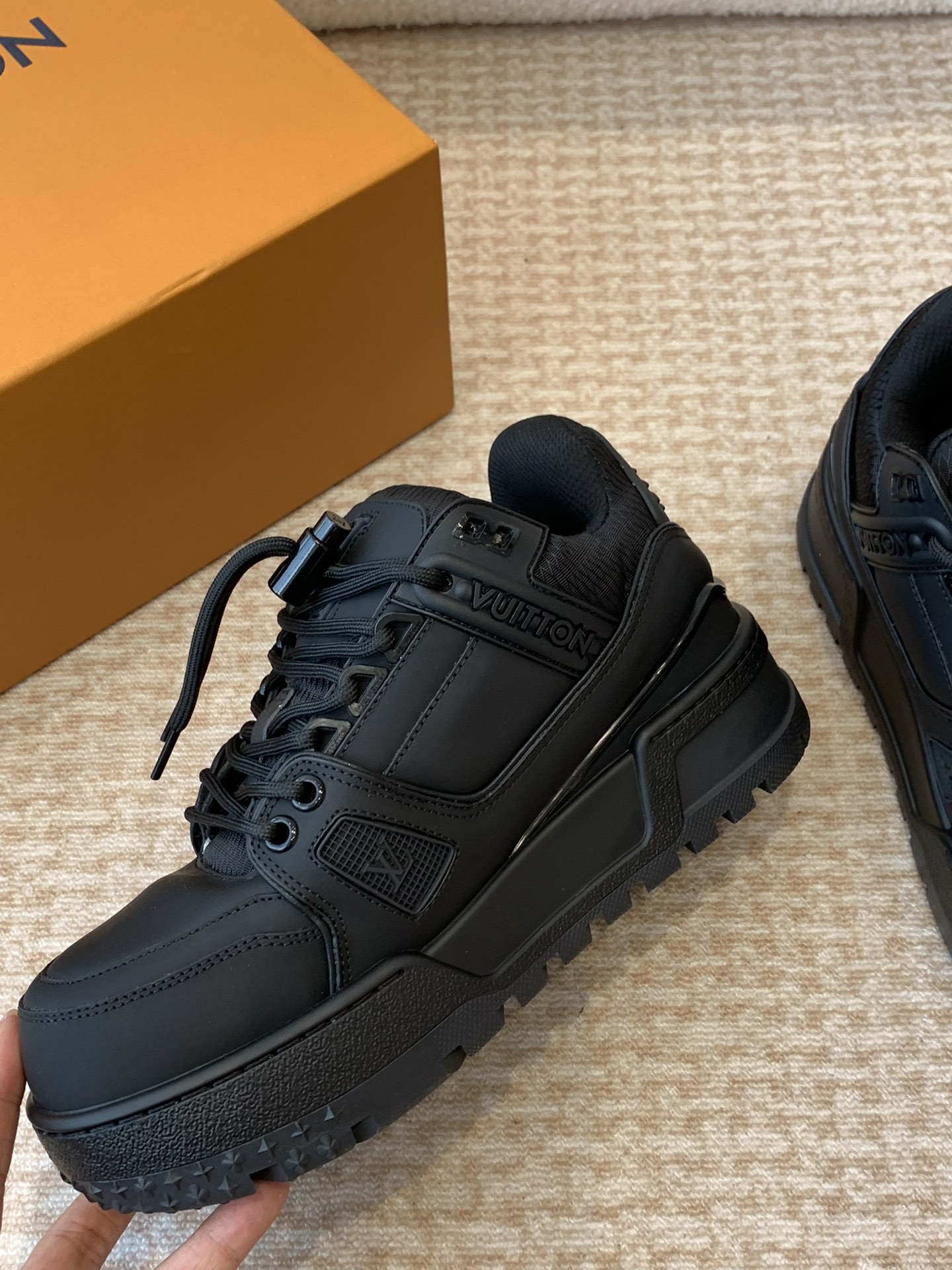 Louis Vuitton Louis Vuitton 走秀款胖丁trainer 龙年限定款 面包鞋