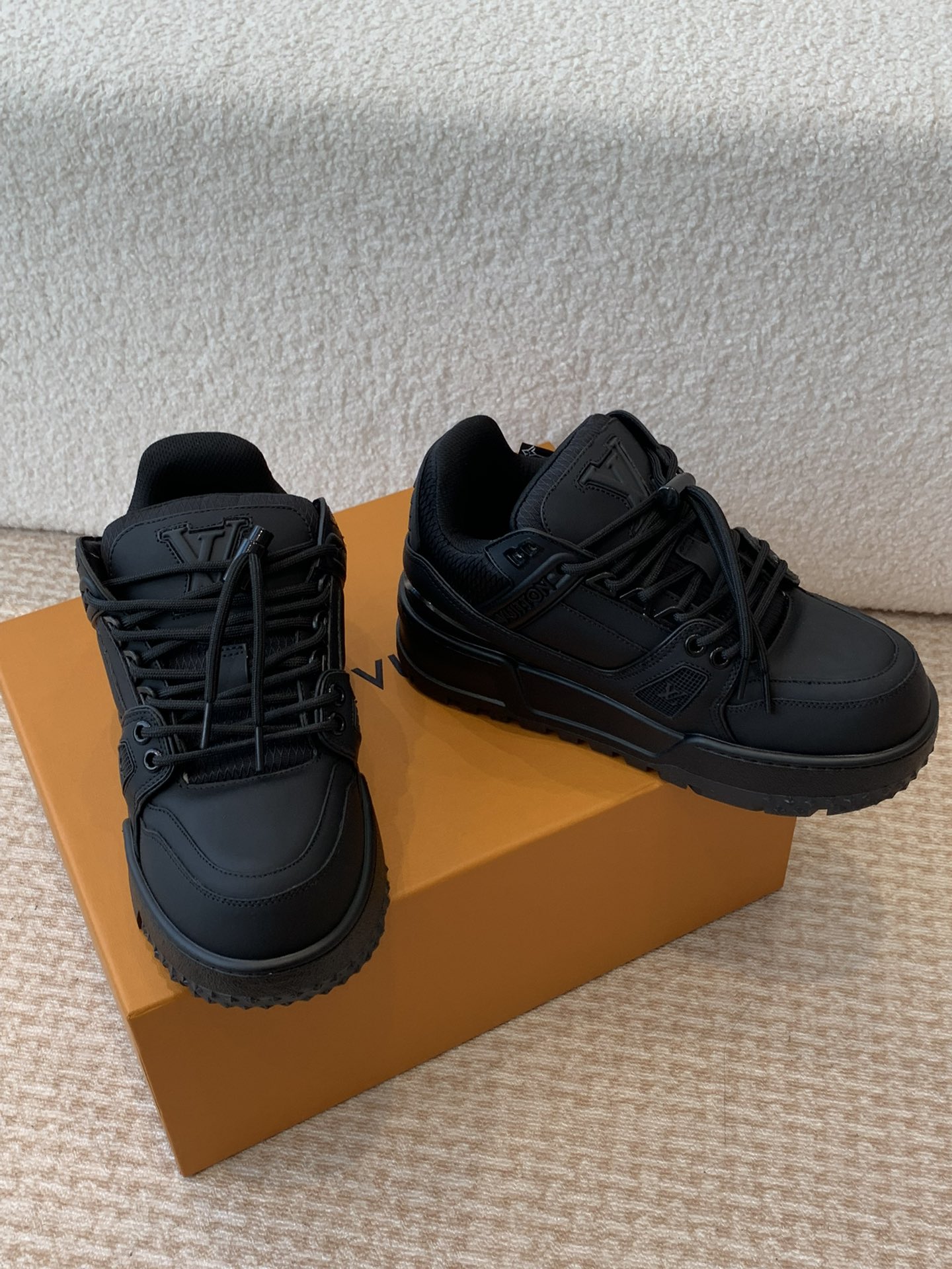 Louis Vuitton Louis Vuitton 走秀款胖丁trainer 龙年限定款 面包鞋