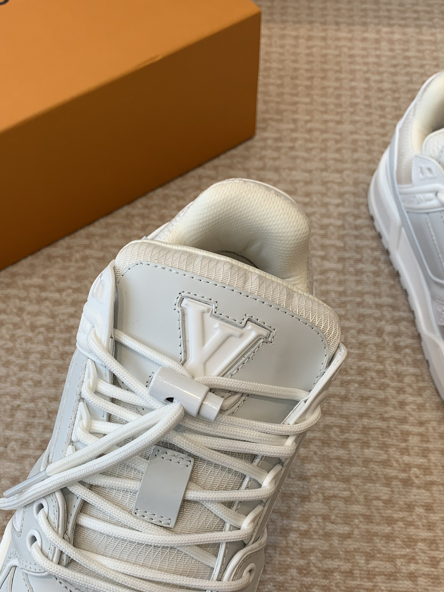 Louis Vuitton Louis Vuitton 走秀款胖丁trainer 龙年限定款 面包鞋