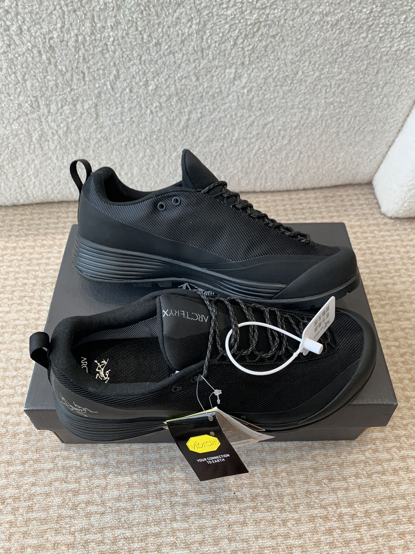 ARCTERYX P693 Synthetic Box Packaging Shoe with TPU Chassis and OrthoLite Insoles - 图片 6