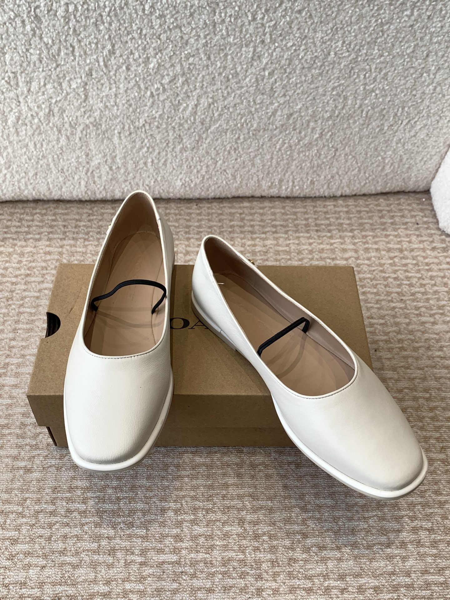 Comfortable P546COACH Ballet Shoes for Driving and Walking, Imported Leather, Cow Skin Pads - 图片 3