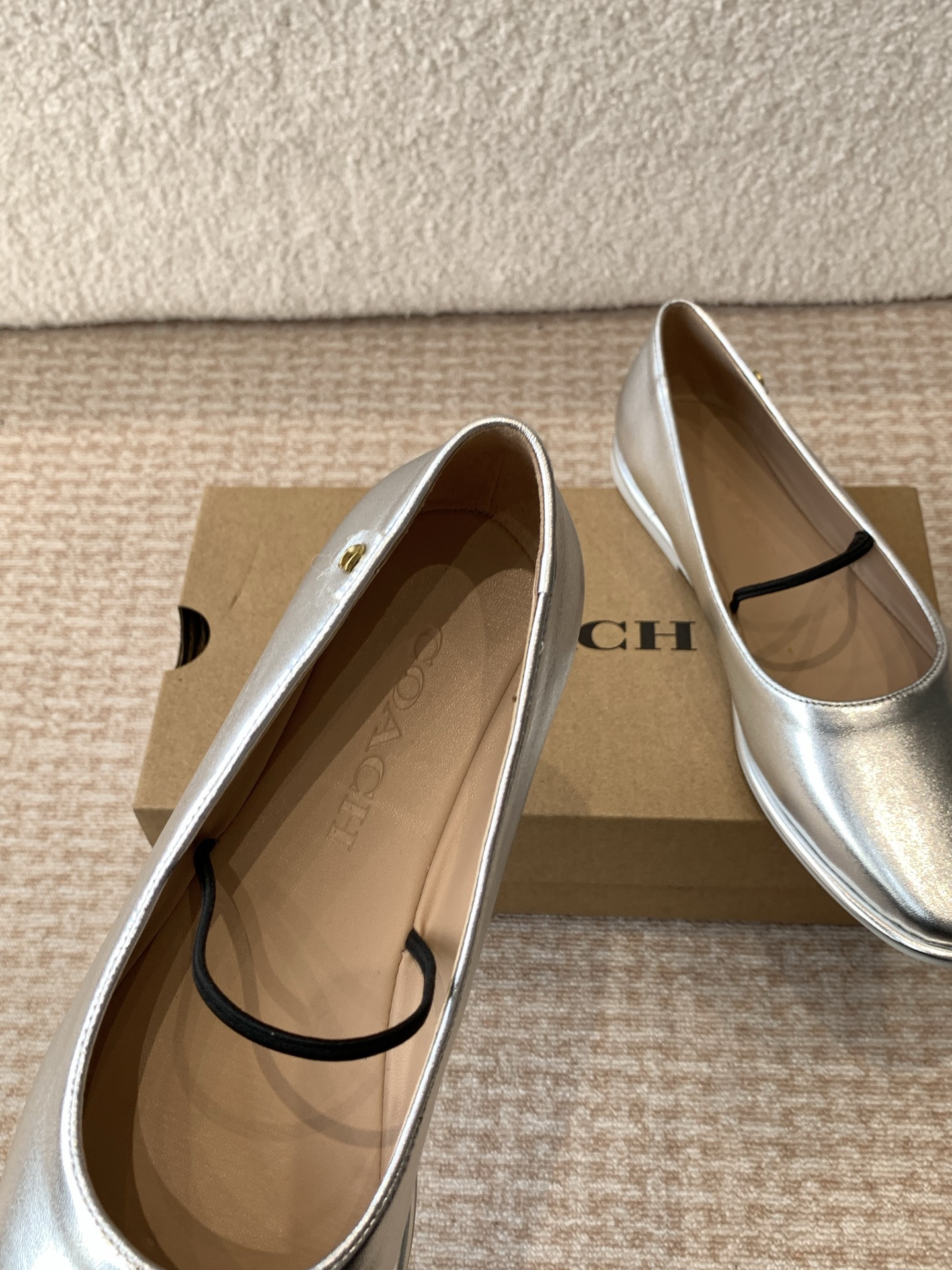 Comfortable P546COACH Ballet Shoes for Driving and Walking, Imported Cattle Skin, Cow Skin Pads. - 图片 8