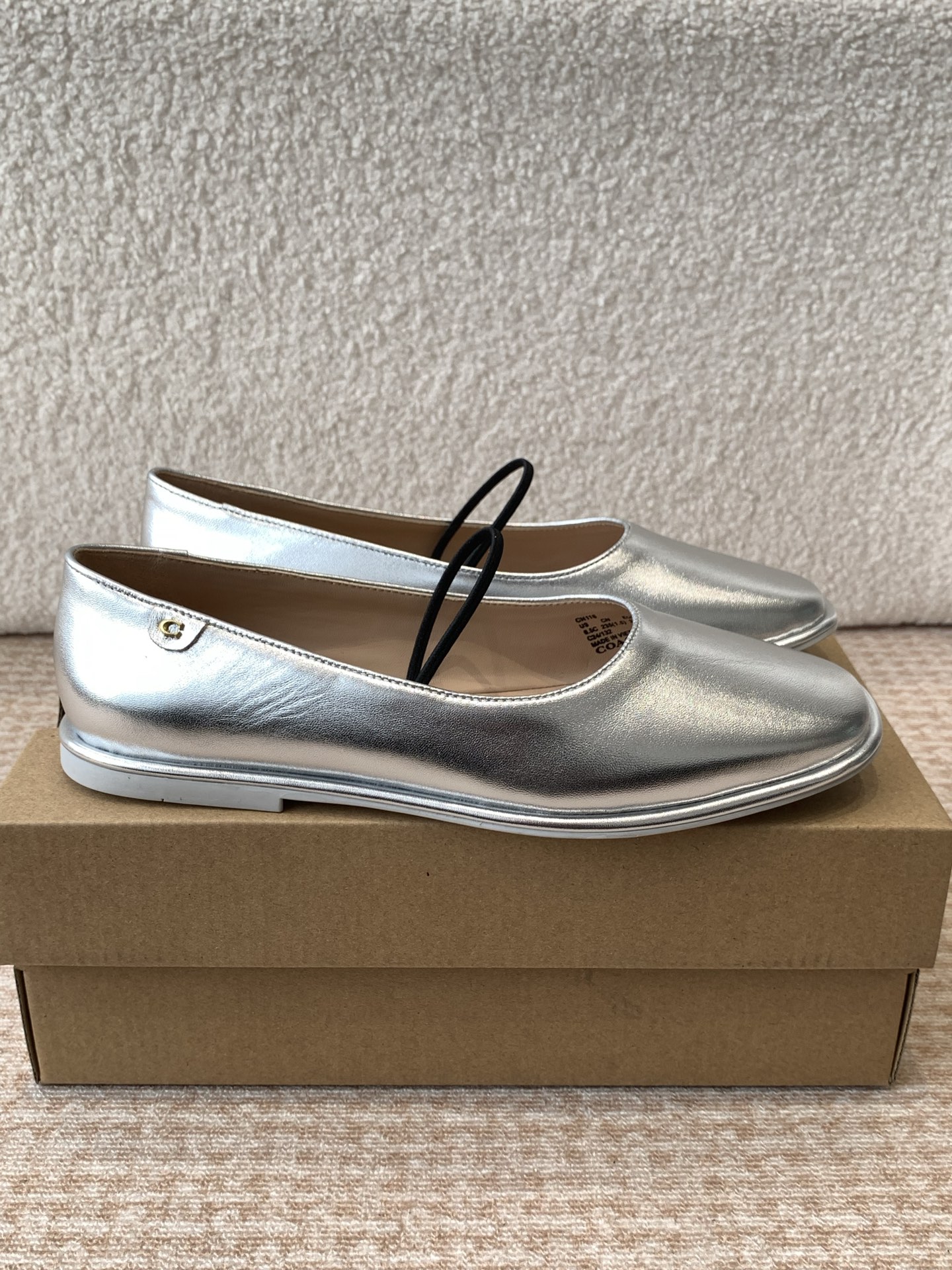 Comfortable P546COACH Ballet Shoes for Driving and Walking, Imported Cattle Skin, Cow Skin Pads. - 图片 2