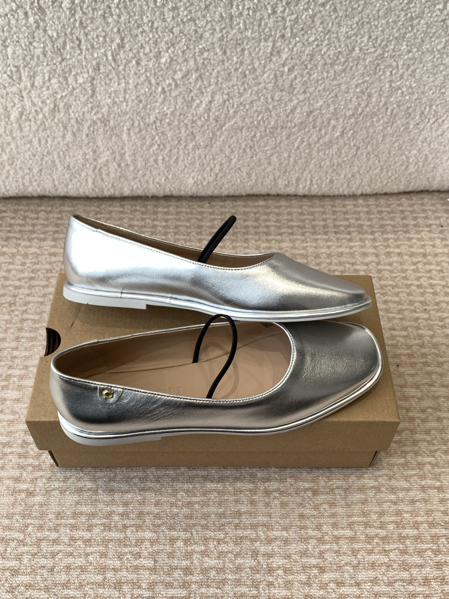 Comfortable P546COACH Ballet Shoes for Driving and Walking, Imported Cattle Skin, Cow Skin Pads. - 图片 3
