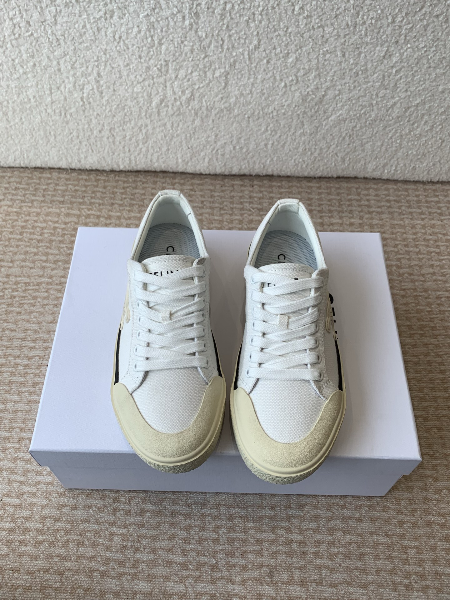 Celine CR-03 Runner Sneakers with Triomphe, Women's Lace-Up Canvas Shoes 3 i1742283605429 696 0 0