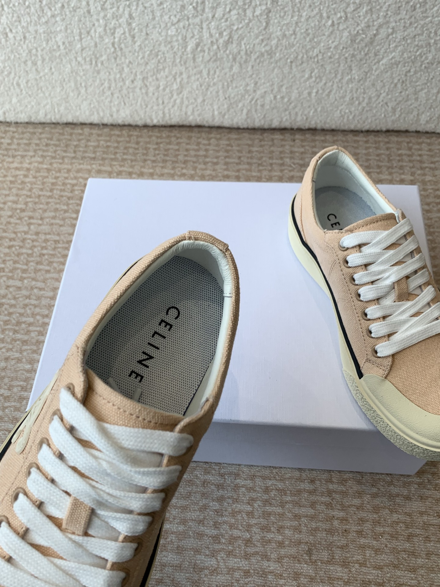 Celine CR-03 Runner Sneakers: Chic Triomphe Logo, Comfortable Canvas 5 i1742283658683 557 0 3